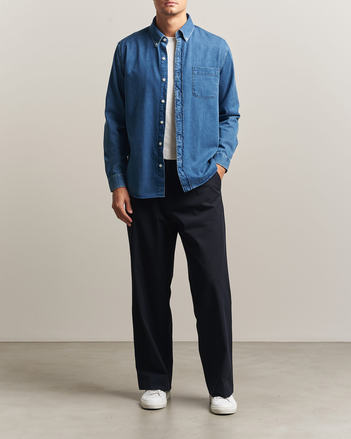 Uomini | Camicie | A Day's March | Original Button Down Denim Shirt Mid Blue