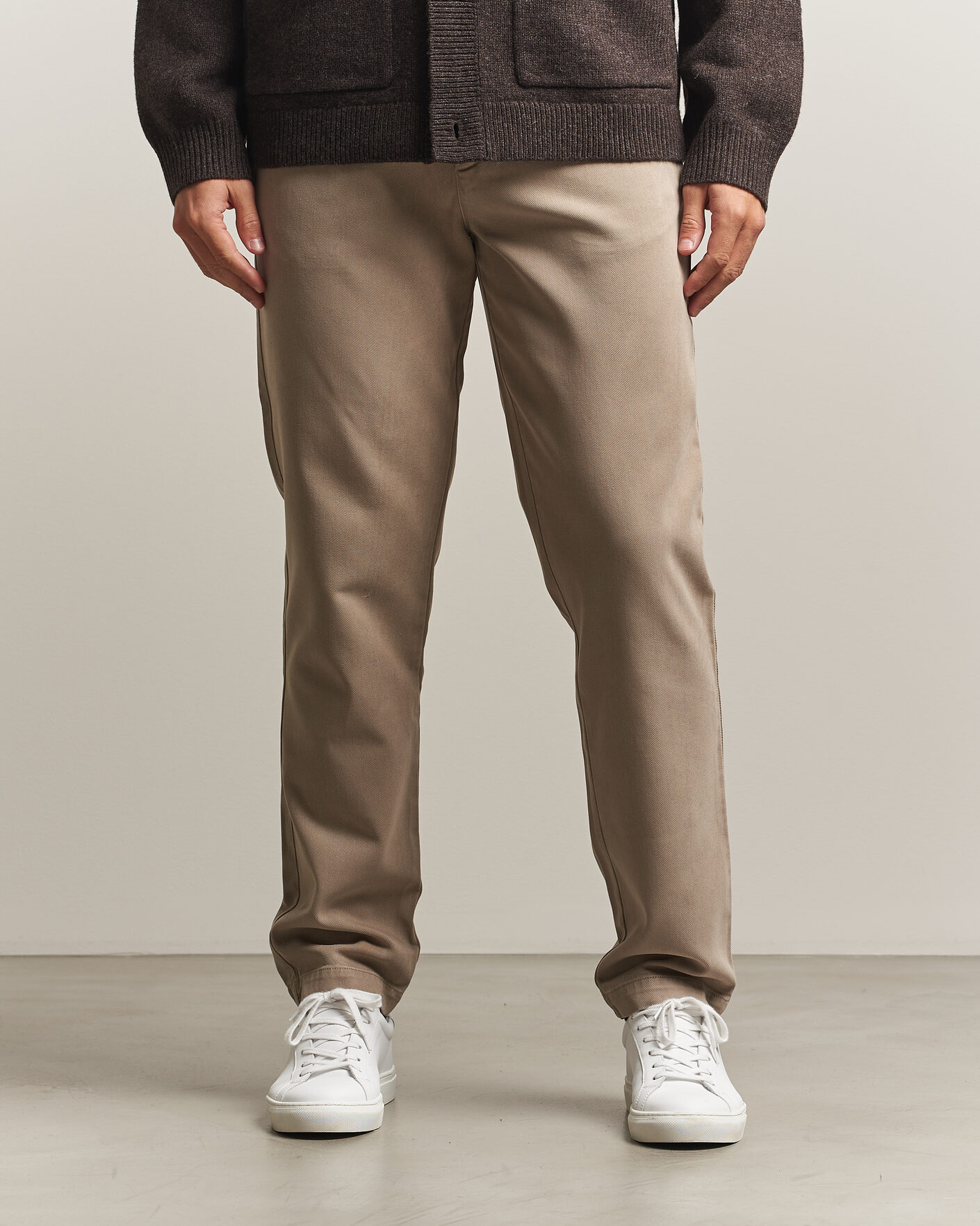Uomini | Pantaloni | A Day's March | Miller Cotton/Lyocell Trousers Greige