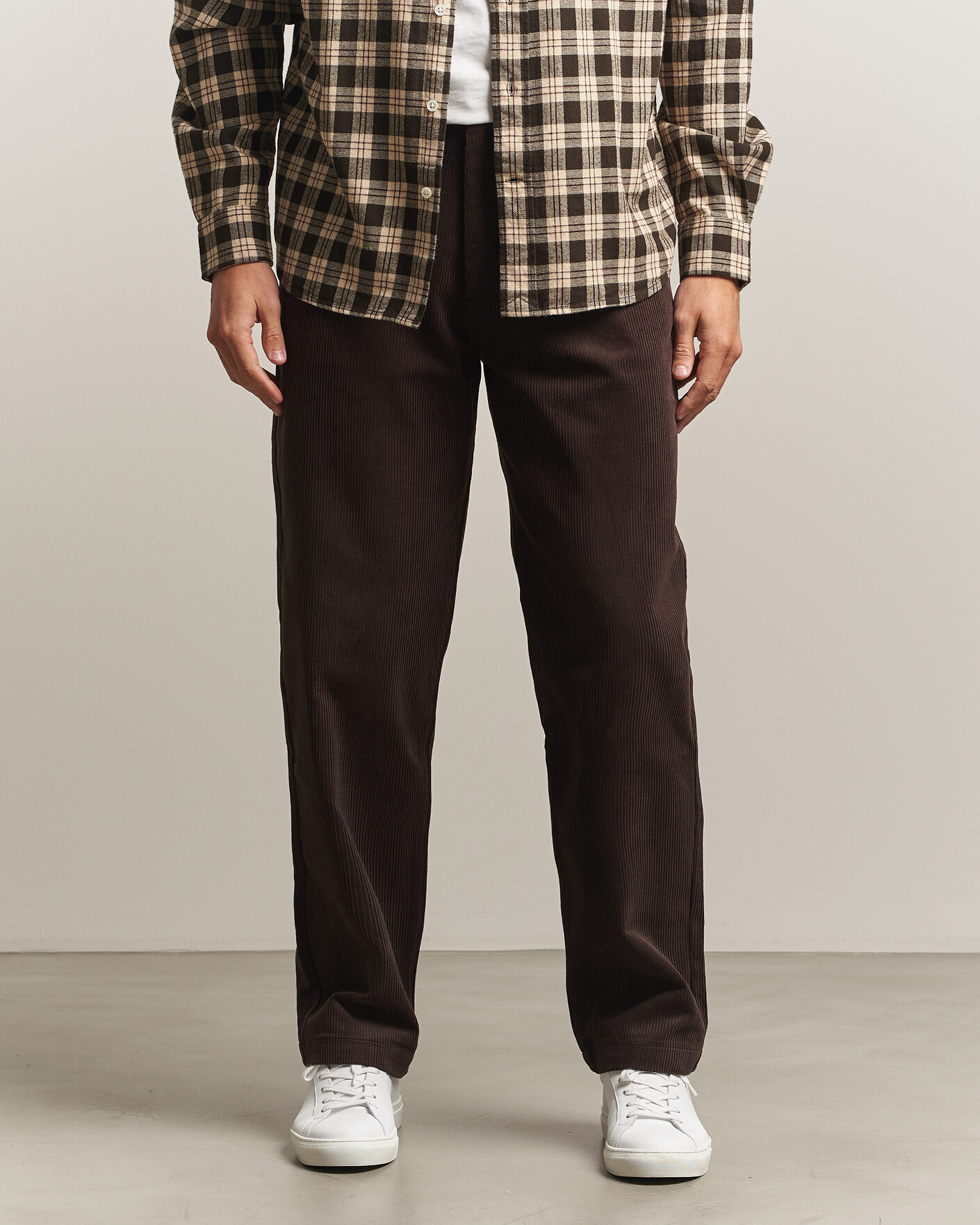 Uomini | Pantaloni | A Day's March | Redwood Corduroy Trousers Dark Brown