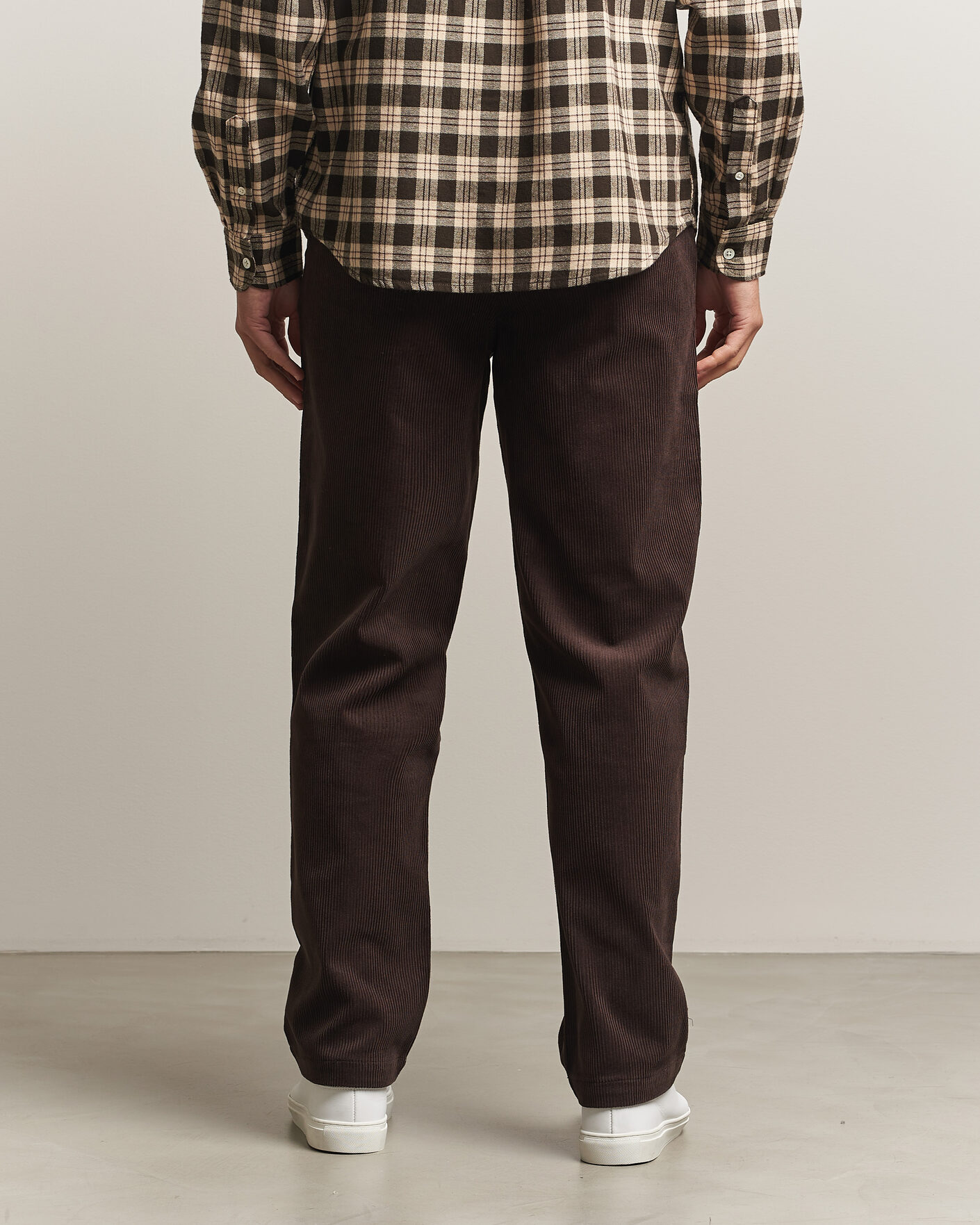 Uomini | Pantaloni | A Day's March | Redwood Corduroy Trousers Dark Brown