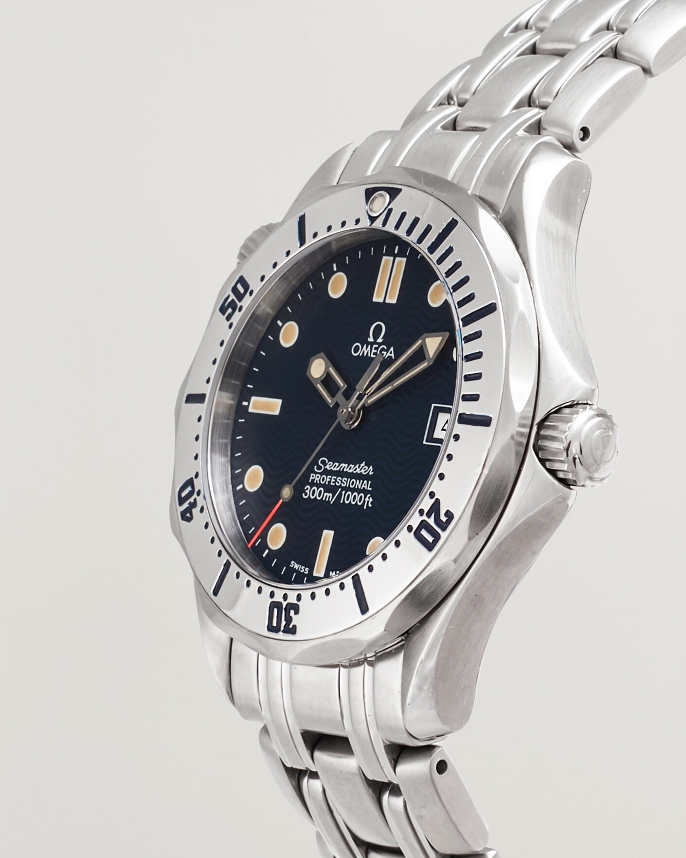 Uomini | Pre-Owned & Vintage Watches | Omega Pre-Owned | Seamaster 300M Midsize