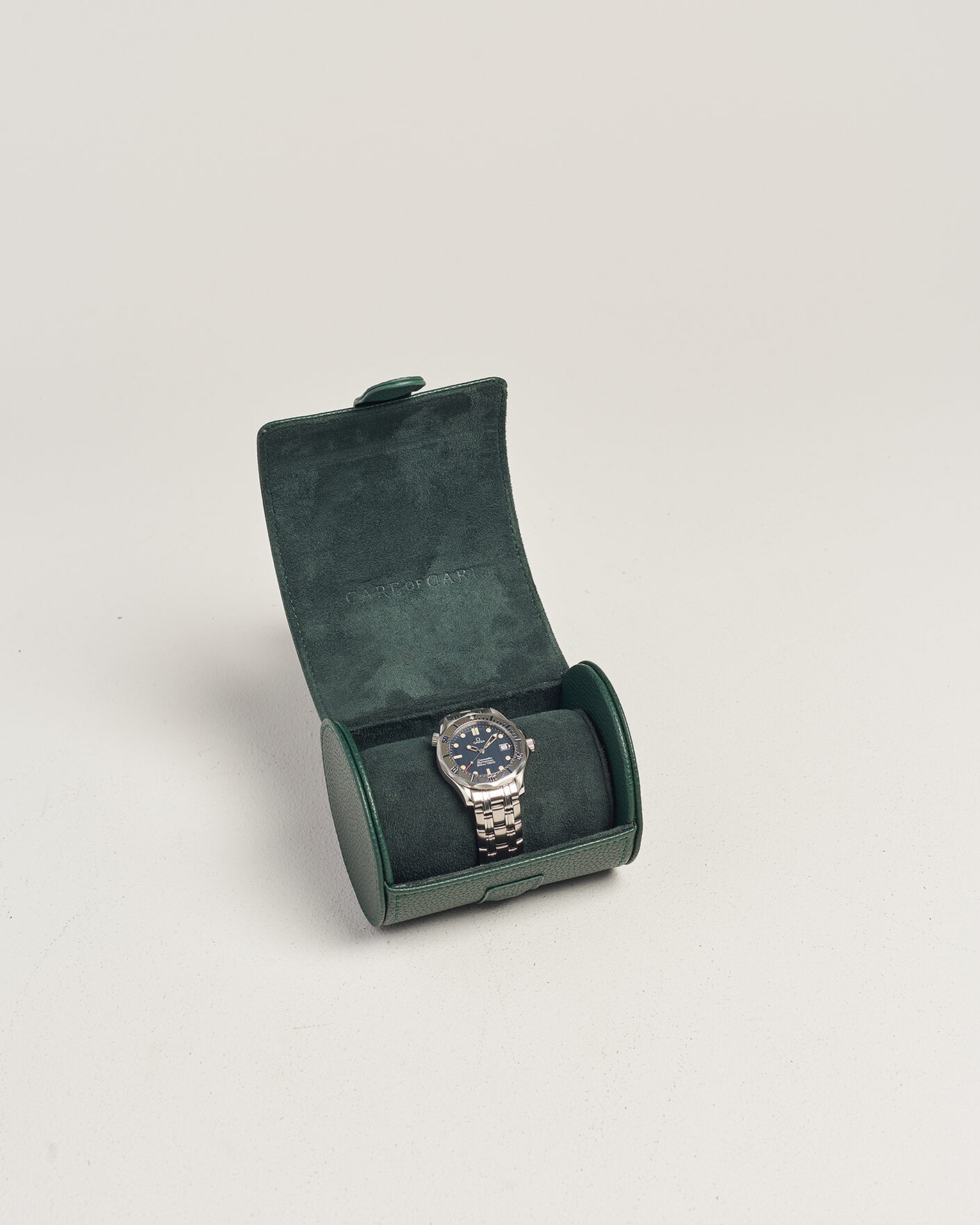 Uomini | Pre-Owned & Vintage Watches | Omega Pre-Owned | Seamaster 300M Midsize