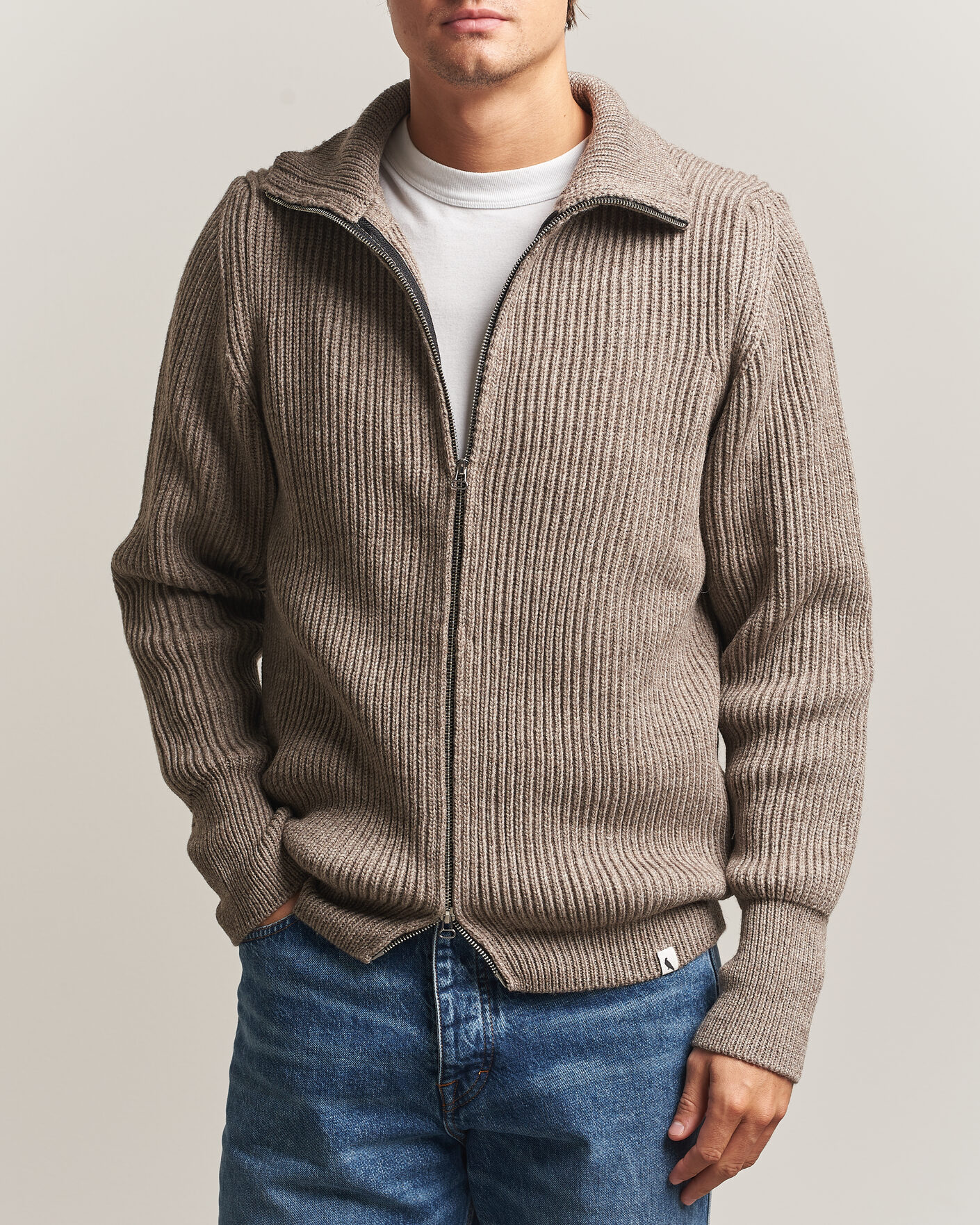 Uomini | Maglieria | Peregrine | Fisherman Merino Zip Cardigan Light Brown