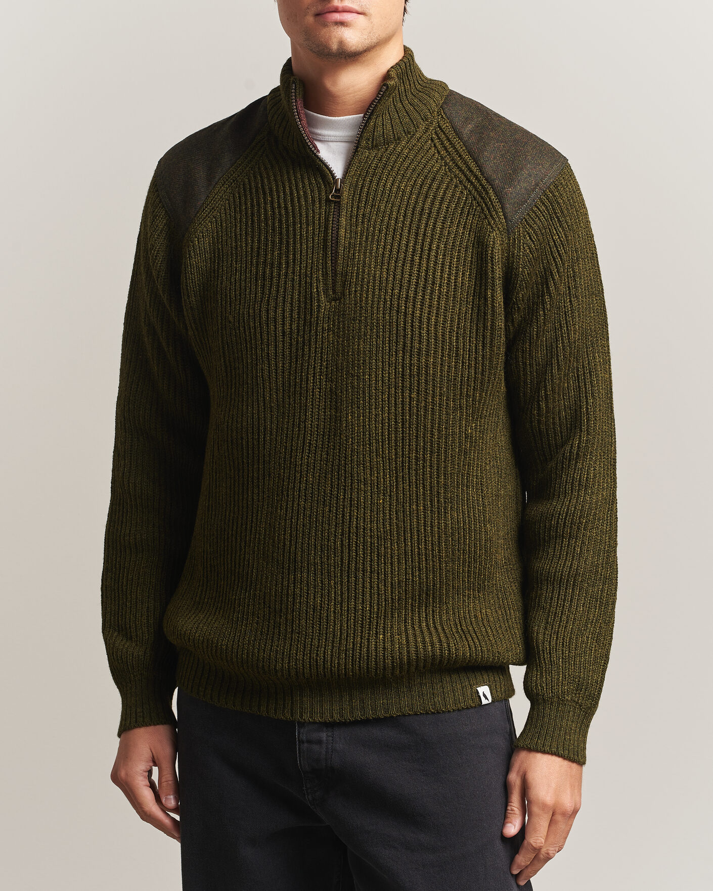 Uomini | Maglieria | Peregrine | Foxton Quarter Zip Jumperr Olive