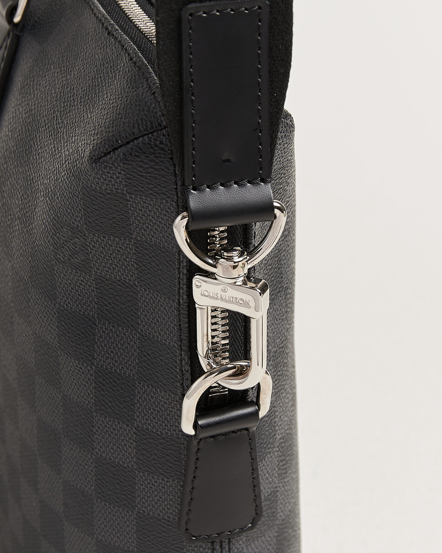 Uomini | Pre-Owned & Vintage Bags | Louis Vuitton Pre-Owned | Porte Documents Bag Damier Graphite
