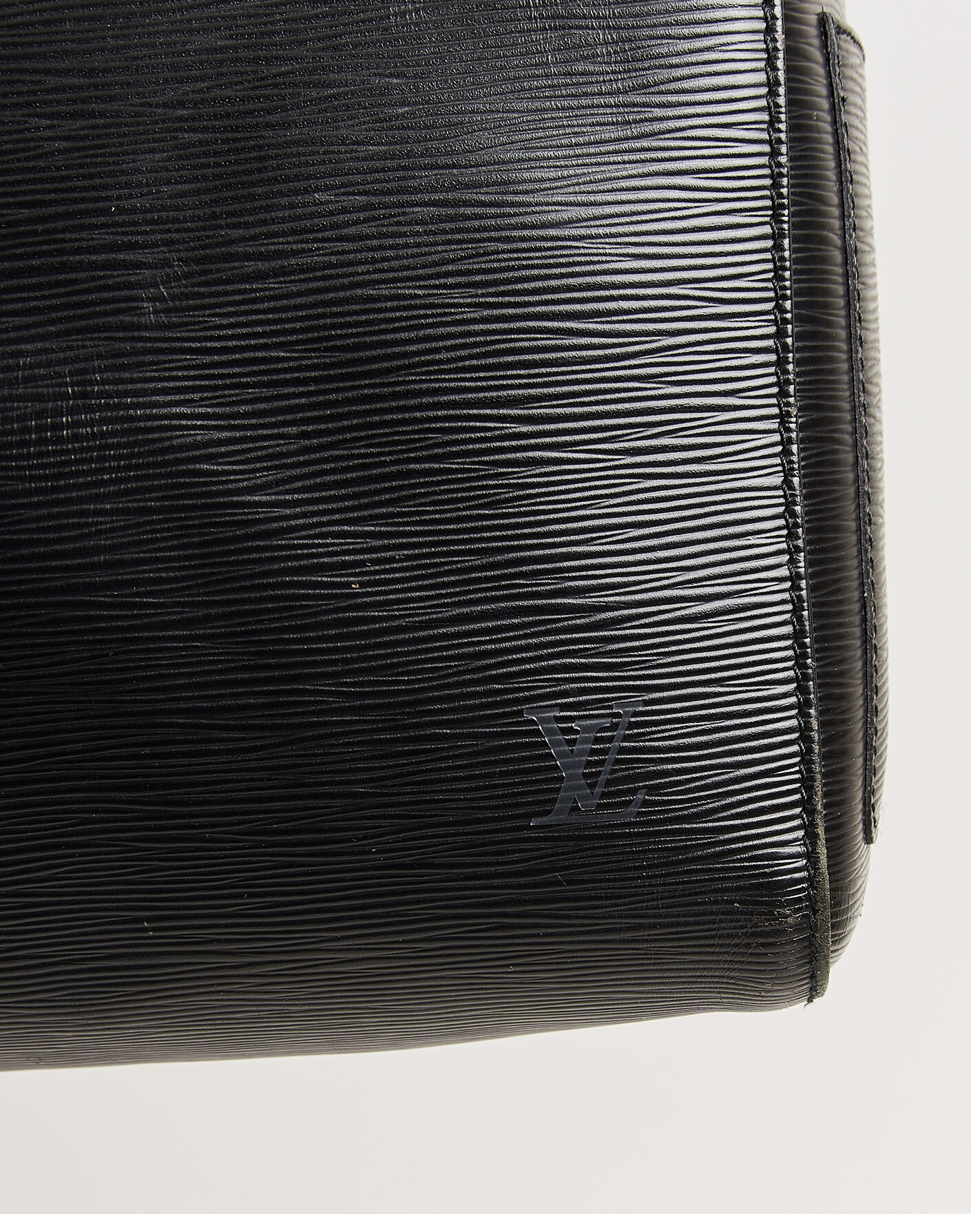 Uomini | Pre-Owned & Vintage Bags | Louis Vuitton Pre-Owned | Keepall 50 Epi Leather Black