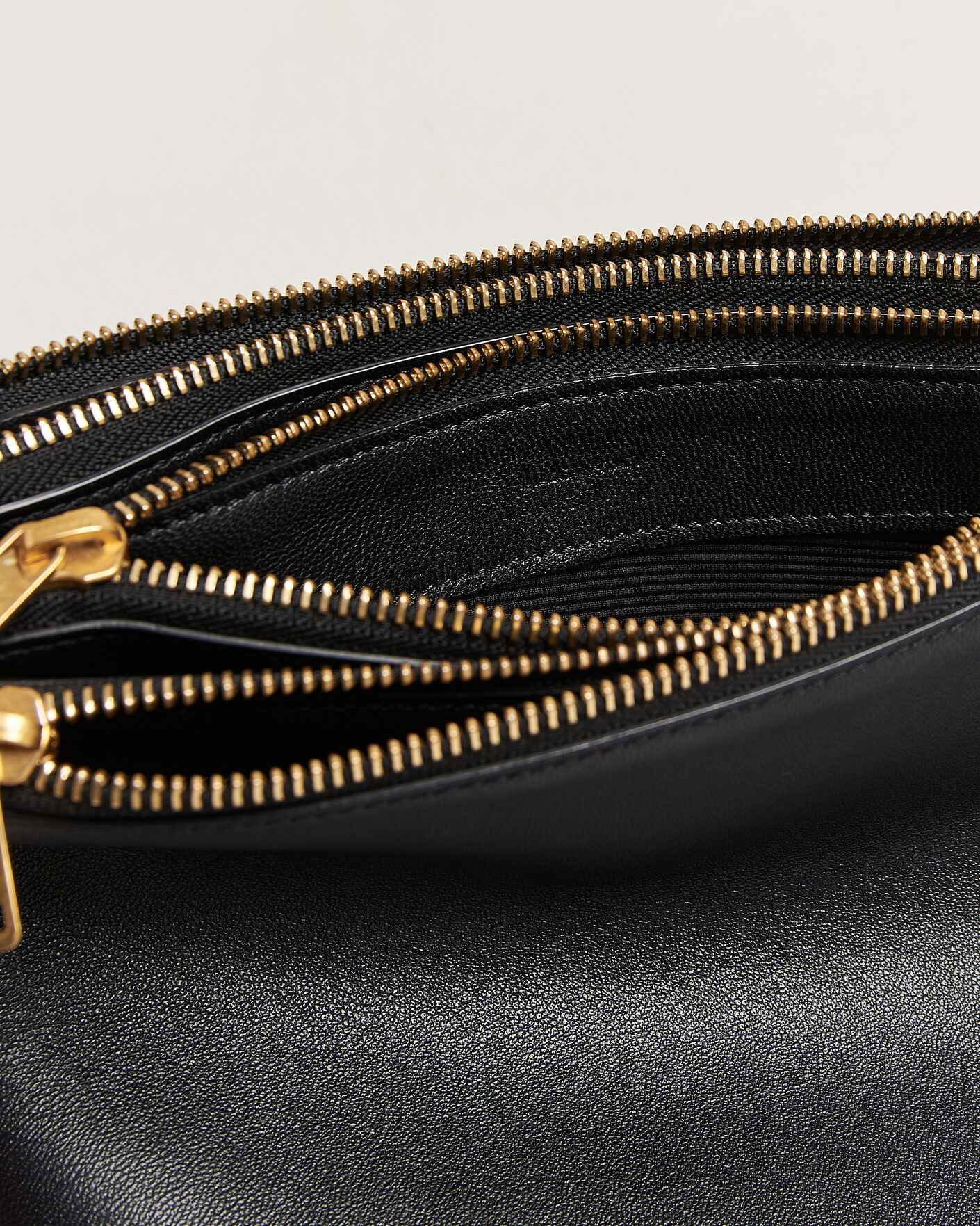 Uomini | Pre-Owned & Vintage Bags | Celine Pre-Owned | Trio Bag Small Leather Black