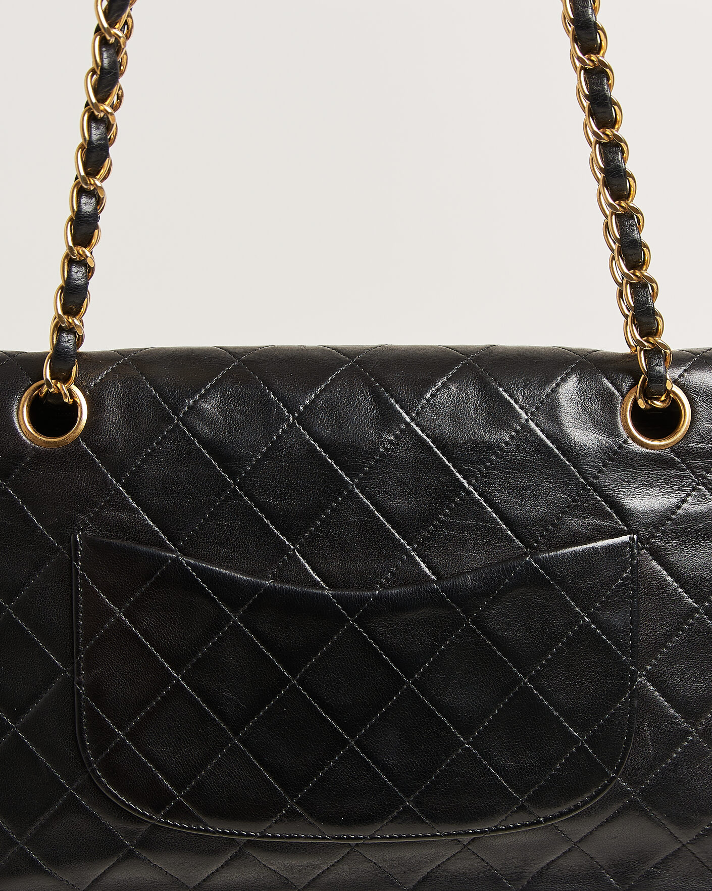Uomini | Pre-Owned & Vintage Bags | Chanel Pre-Owned | Classic Medium Double Flap Bag Lambskin Black