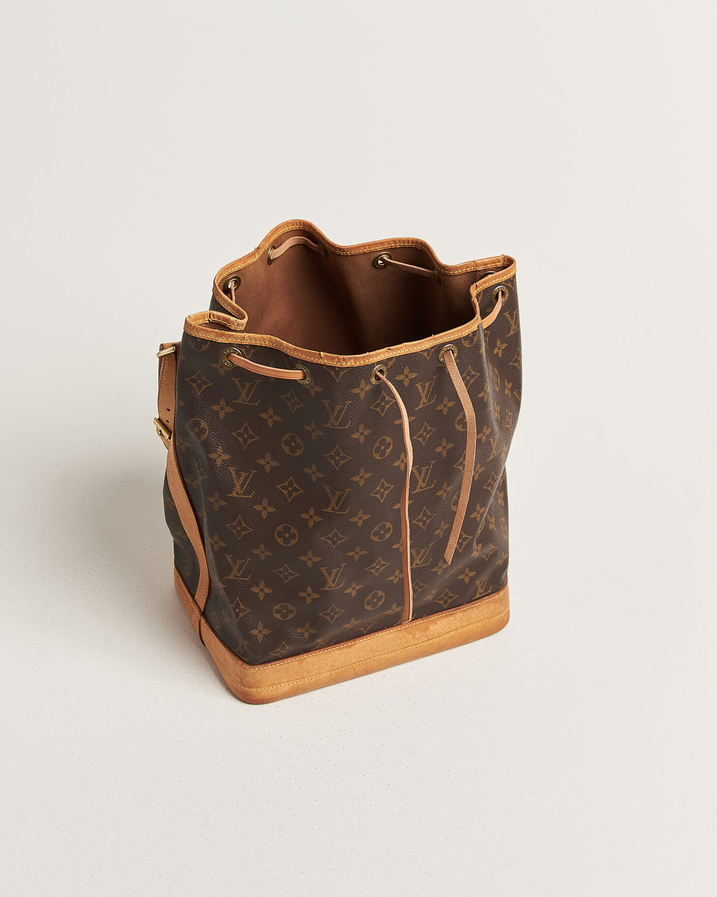 Uomini | Pre-Owned & Vintage Bags | Louis Vuitton Pre-Owned | Noé Monogram