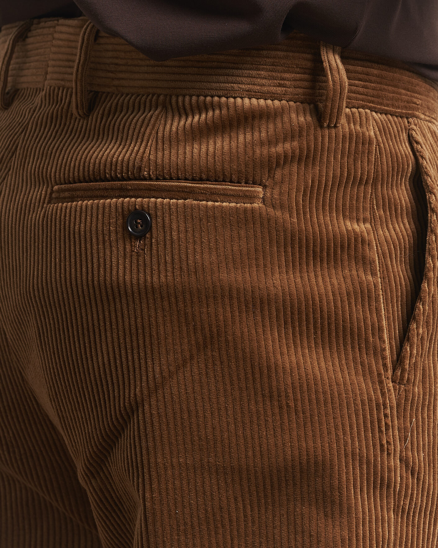 Uomini | Pantaloni | Filippa K | Julian Corduroy Chino Trousers Tobacco