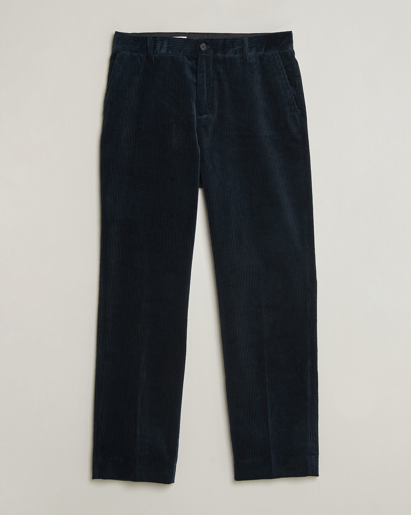 Uomini | Pantaloni | Filippa K | Julian Corduroy Chino Trousers Dark Navy