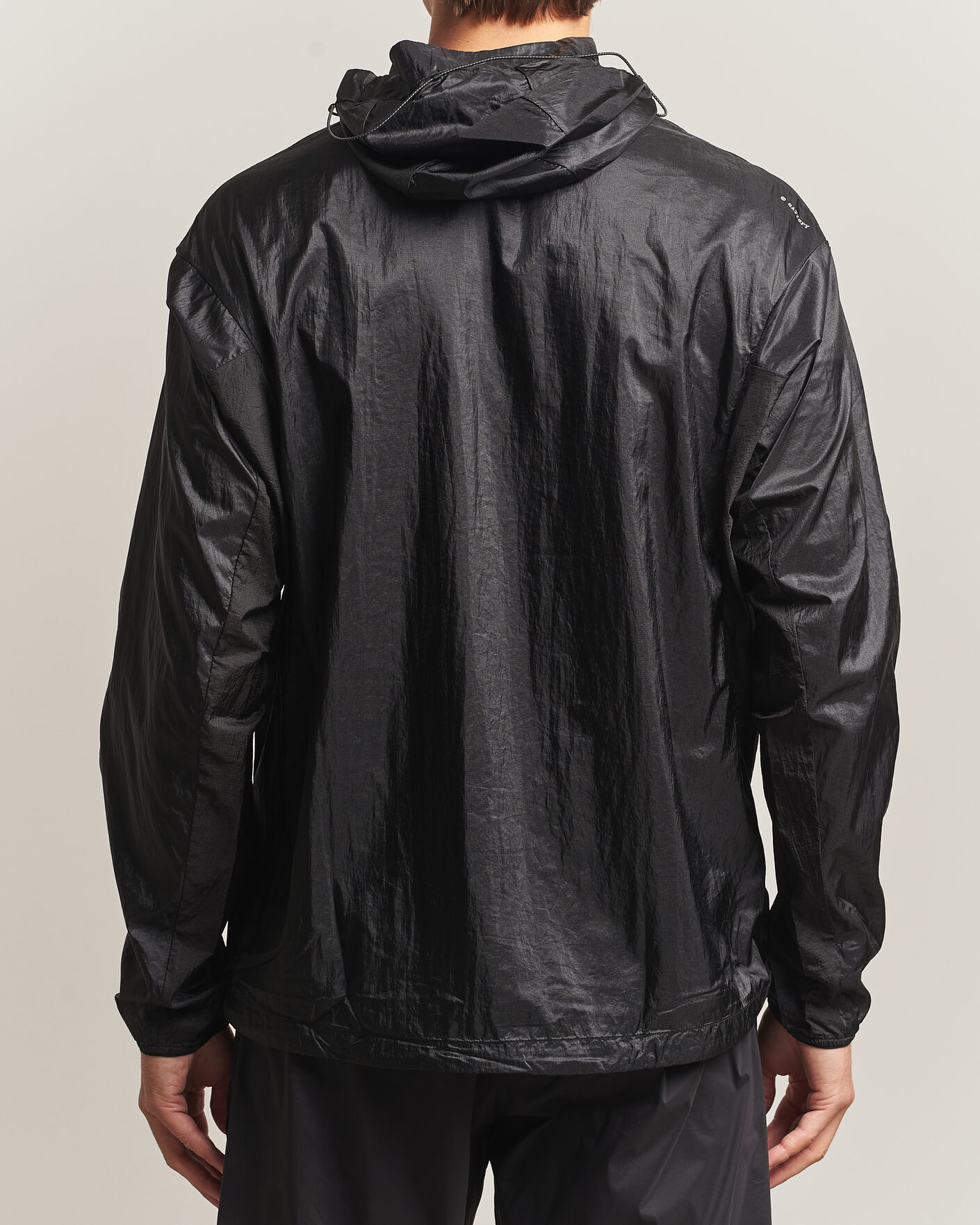 Uomini | Giacche | Satisfy | Pertex Diamond Fuse Windbreaker Black