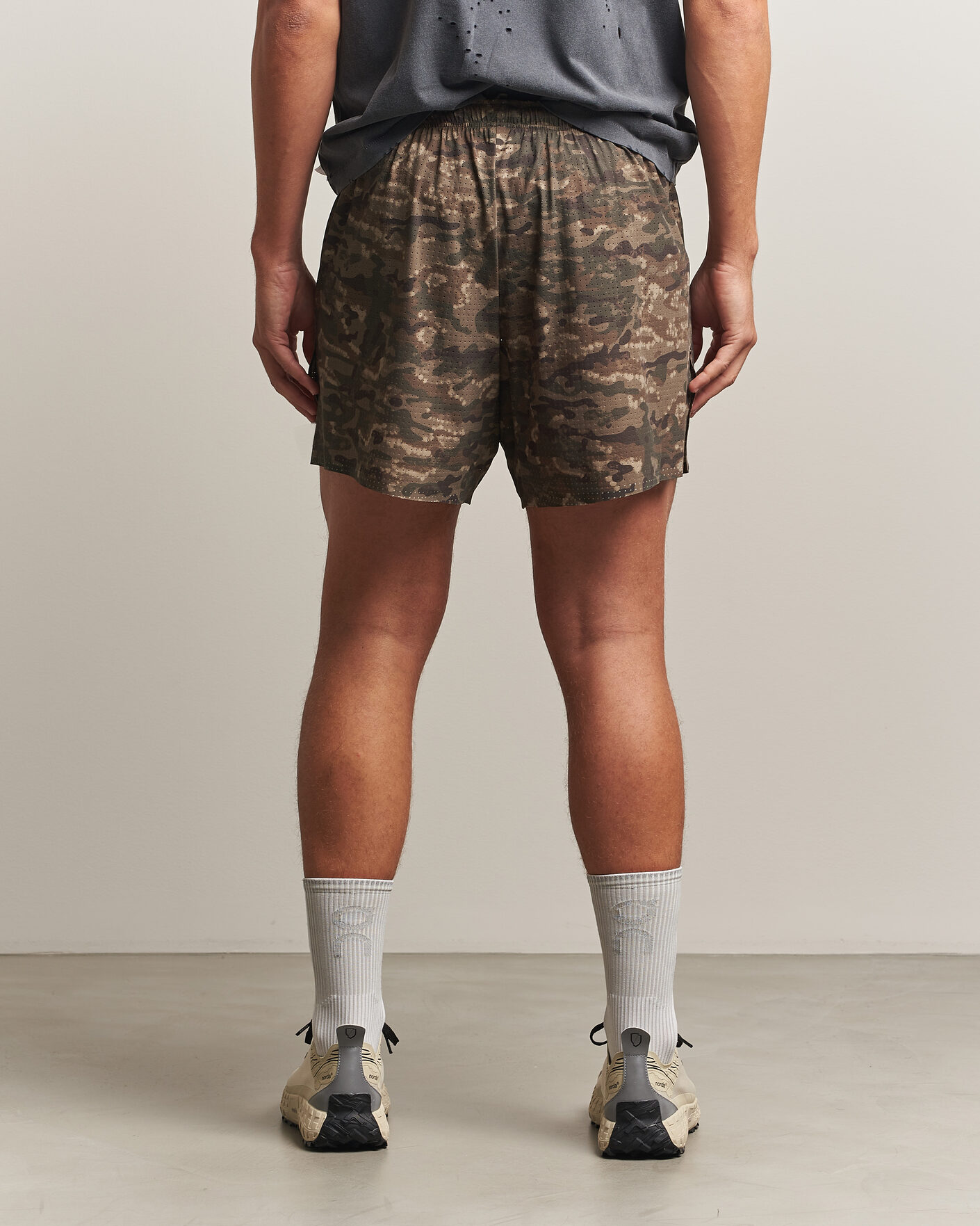 Uomini | Pantaloncini | Satisfy | Space-O 5 Inch Shorts Overland Trek Camo