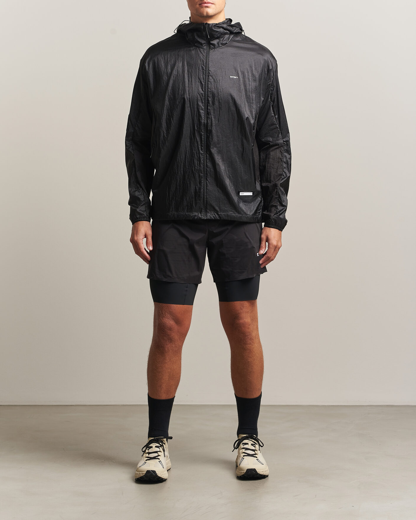 Uomini | Pantaloncini | Satisfy | TechSilk 8 Inch Shorts Black