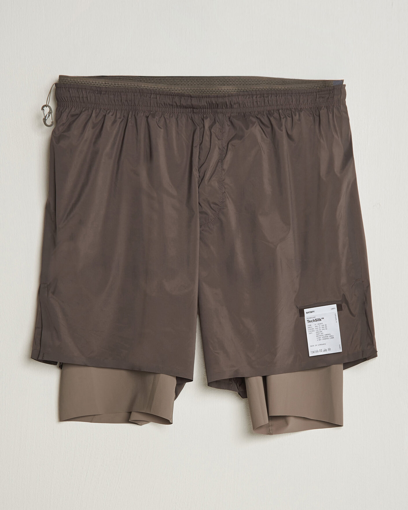 Uomini | Pantaloncini | Satisfy | TechSilk 8 Inch Shorts Quicksand