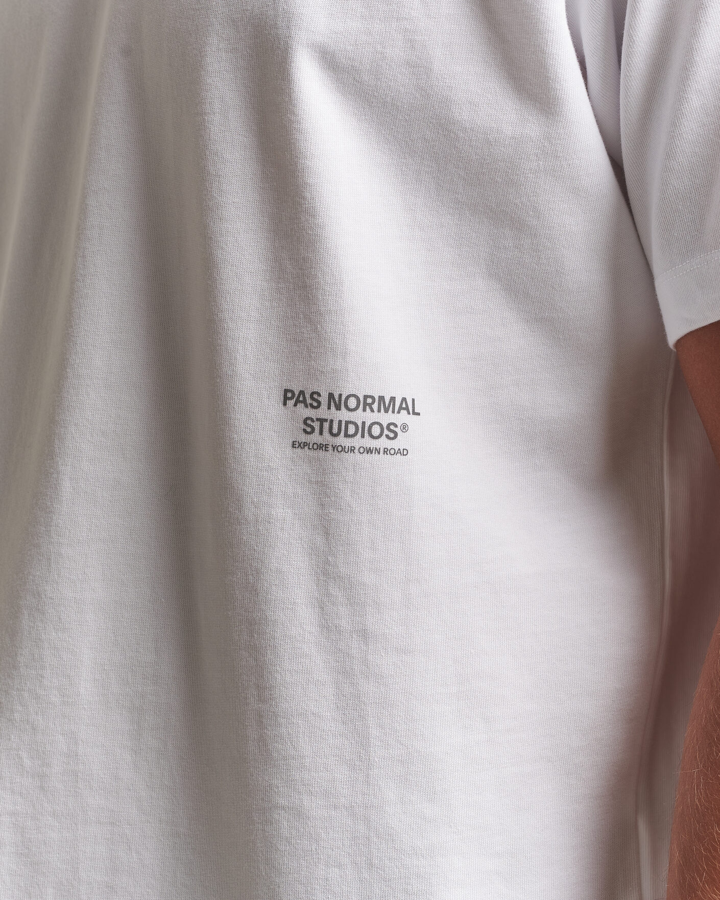 Uomini | T-shirt | Pas Normal Studios | Off-Race Graphic T-Shirt White