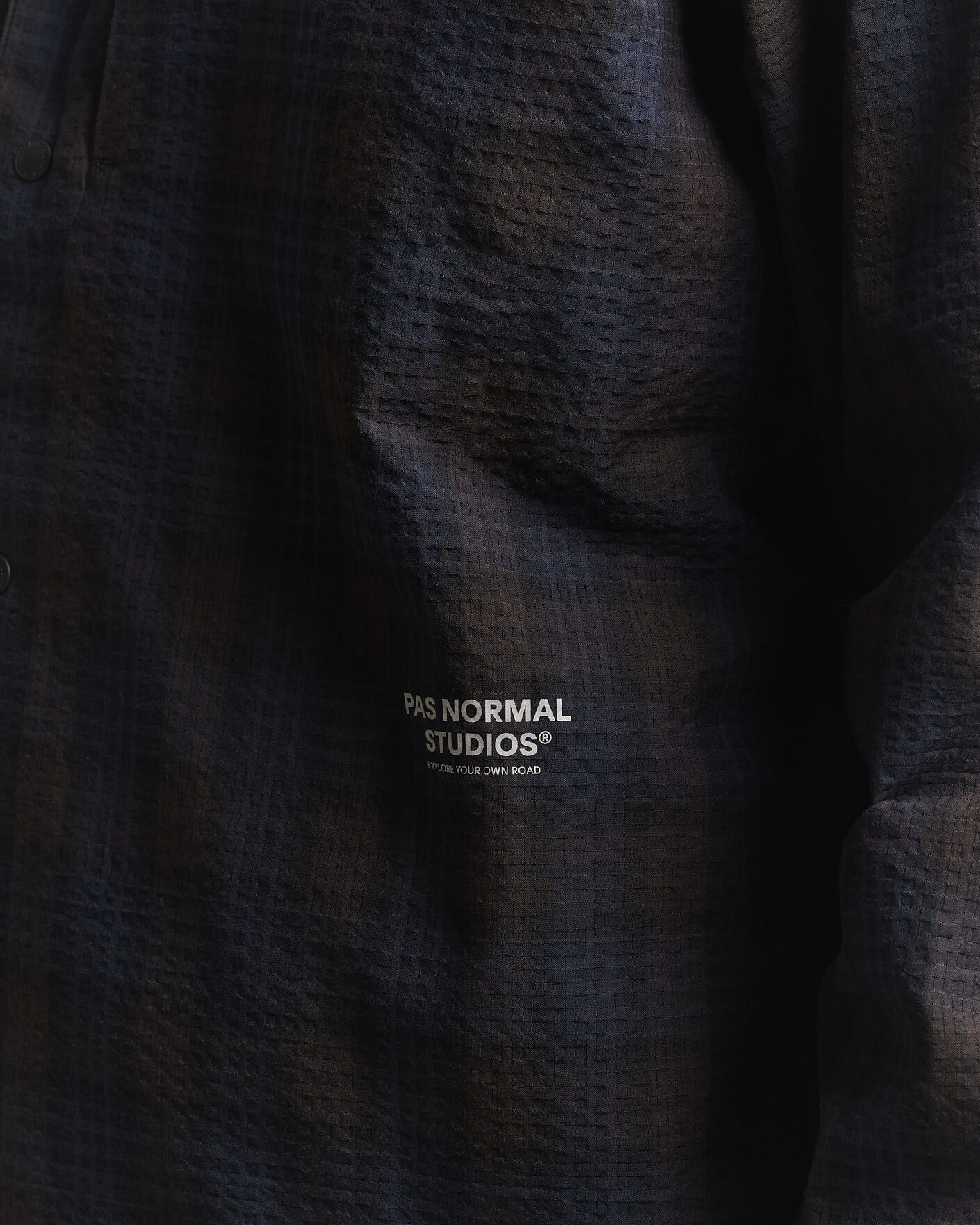 Uomini | Camicie | Pas Normal Studios | Off-Race Seersucker Shirt Dark Navy