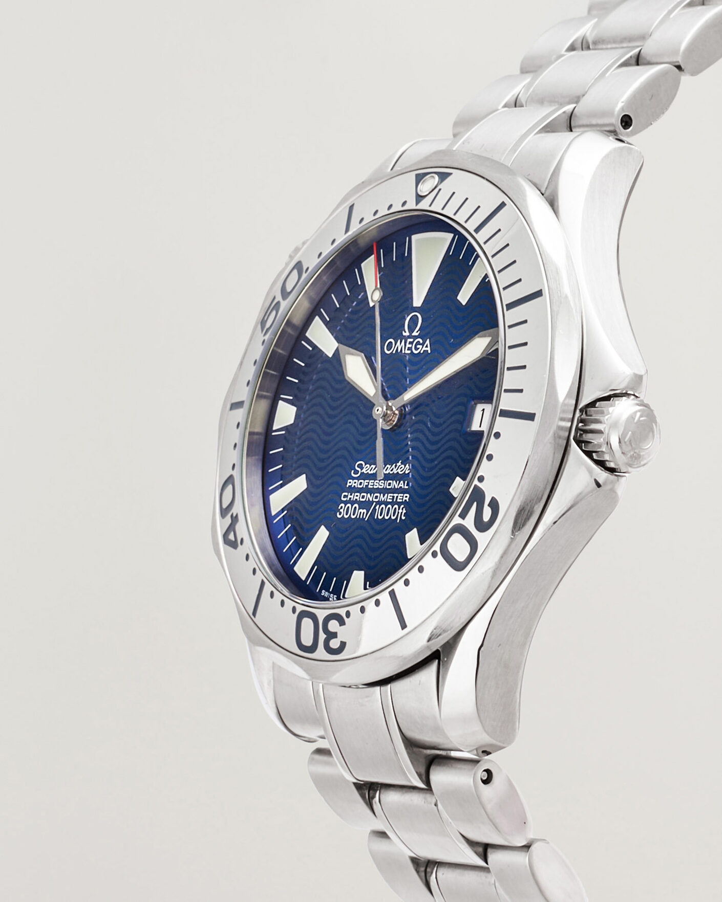 Uomini | Pre-Owned & Vintage Watches | Omega Pre-Owned | Seamaster 300M Electric Blue