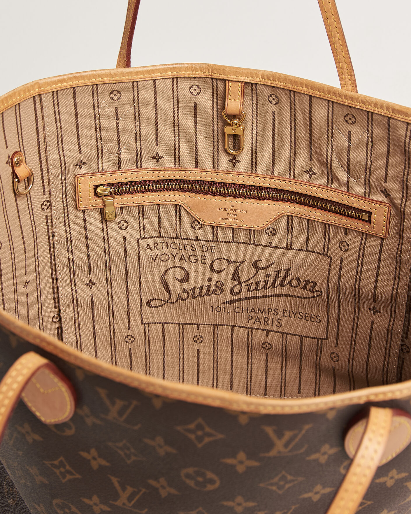 Uomini | Pre-Owned & Vintage Bags | Louis Vuitton Pre-Owned | Neverfull MM Monogram