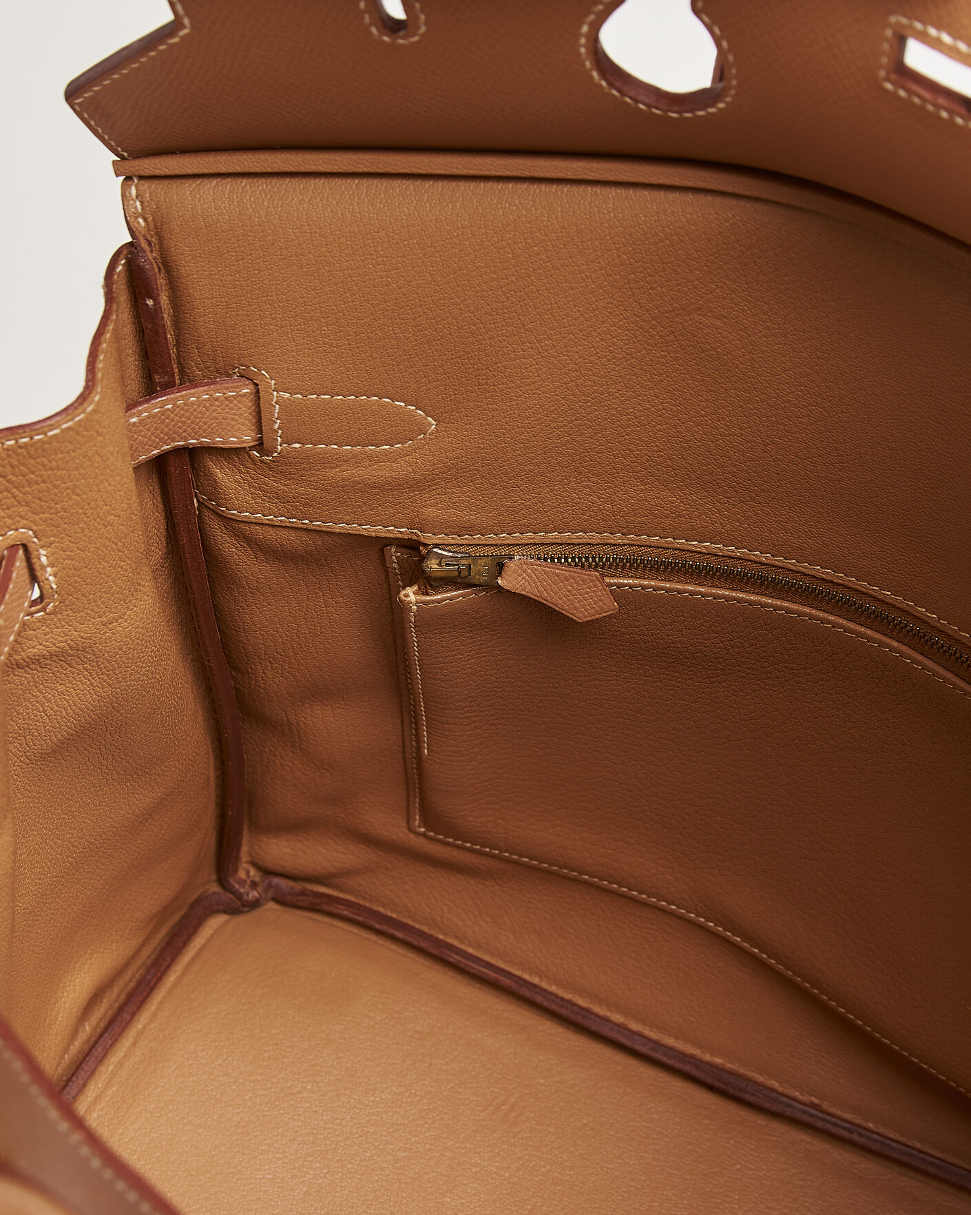 Uomini | Pre-Owned & Vintage Bags | Hermès Pre-Owned | Birkin 35 Courchevel Gold