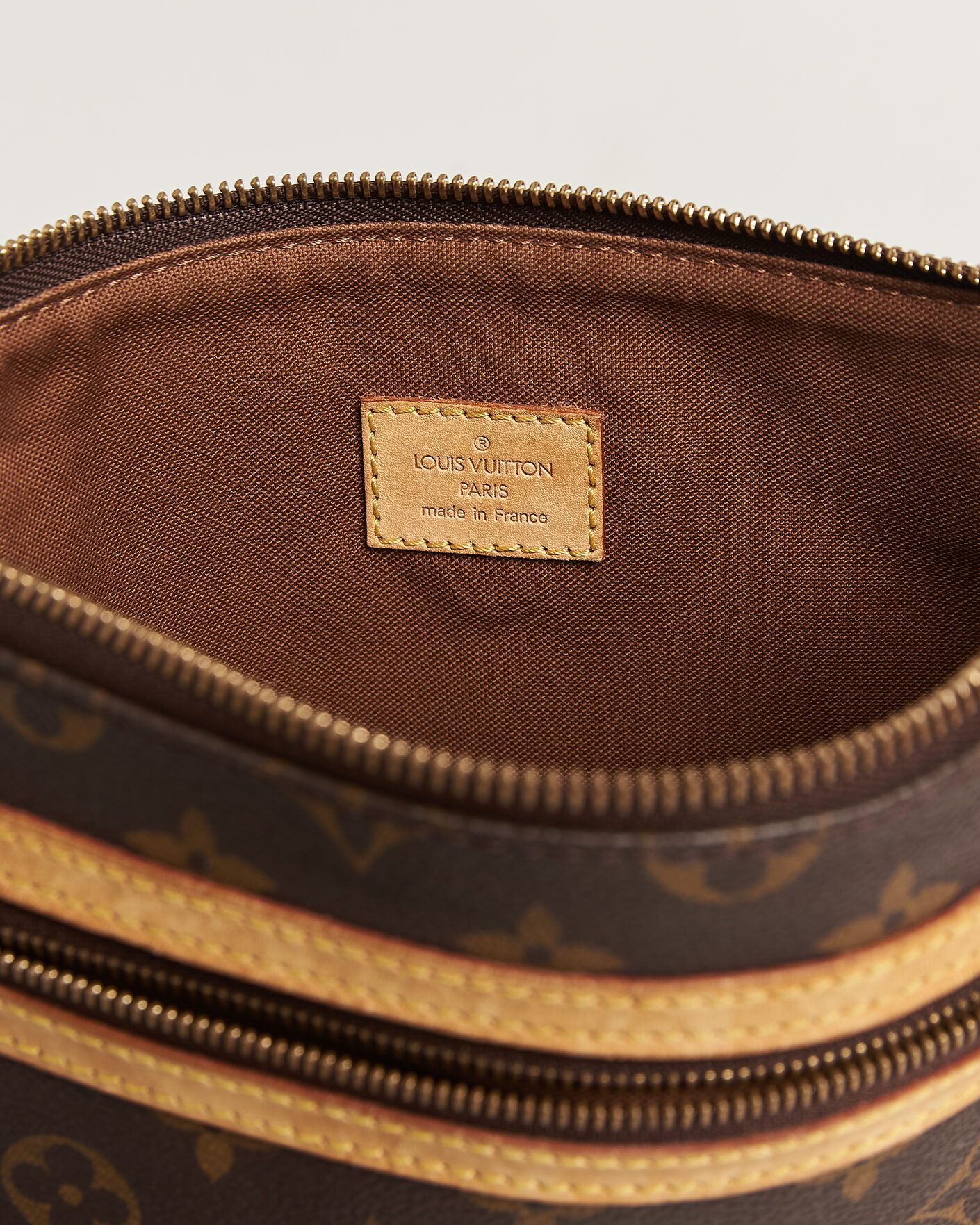 Uomini | Pre-Owned & Vintage Bags | Louis Vuitton Pre-Owned | Bosphore Pochette Monogram