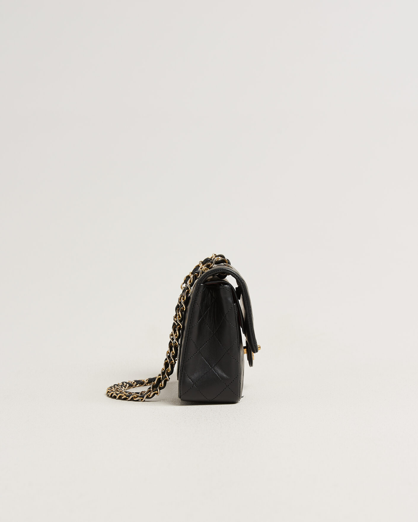 Uomini | Pre-Owned & Vintage Bags | Chanel Pre-Owned | Classic Small Double Flap Bag Lambskin Black