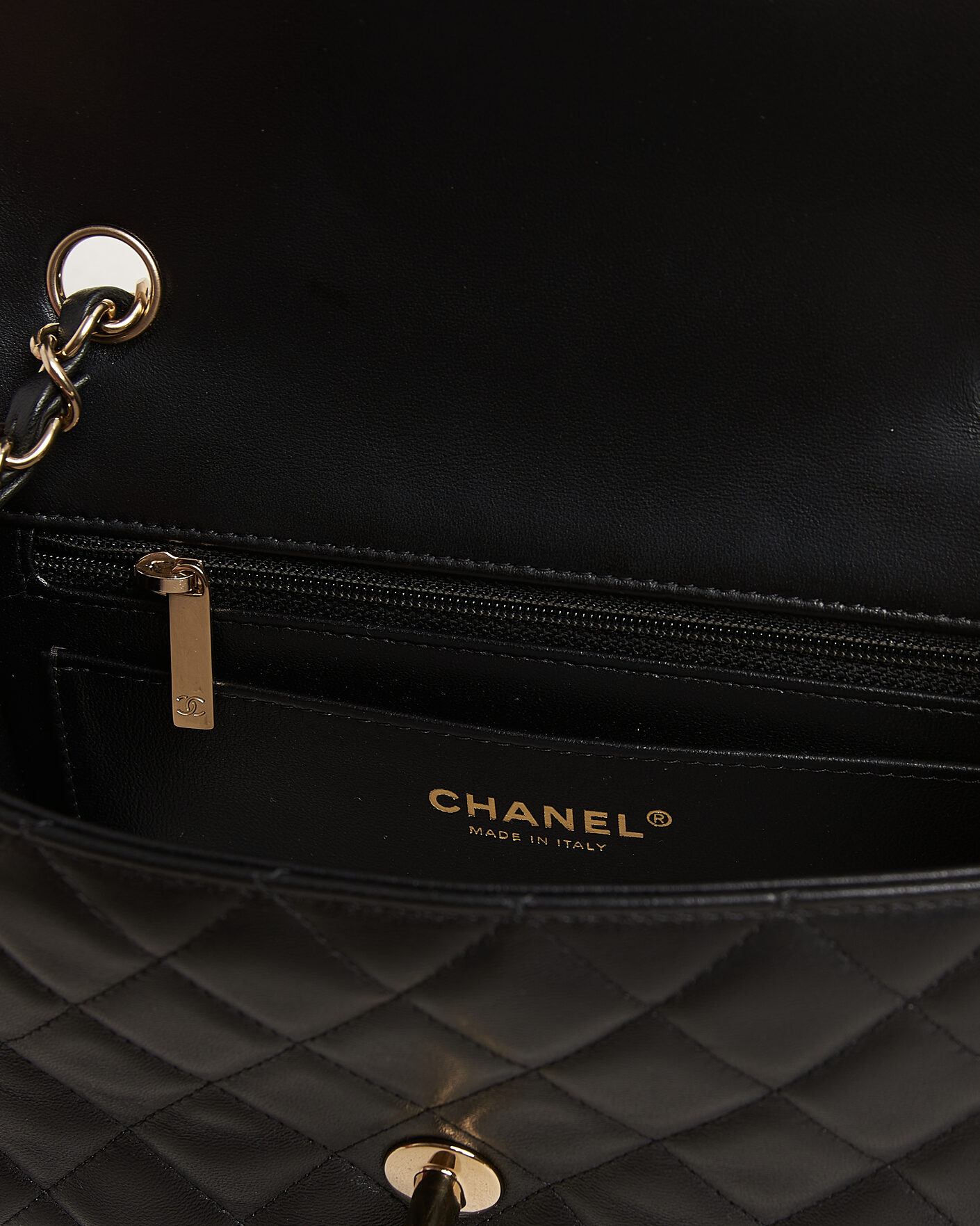 Uomini | Pre-Owned & Vintage Bags | Chanel Pre-Owned | Classic Mini Rectangular Single Flap Bag Lambskin Black