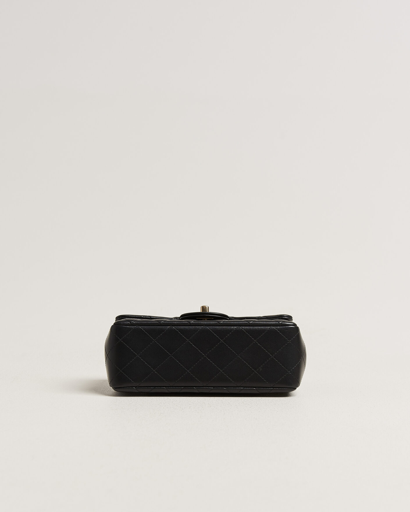 Uomini | Pre-Owned & Vintage Bags | Chanel Pre-Owned | Classic Mini Rectangular Single Flap Bag Lambskin Black
