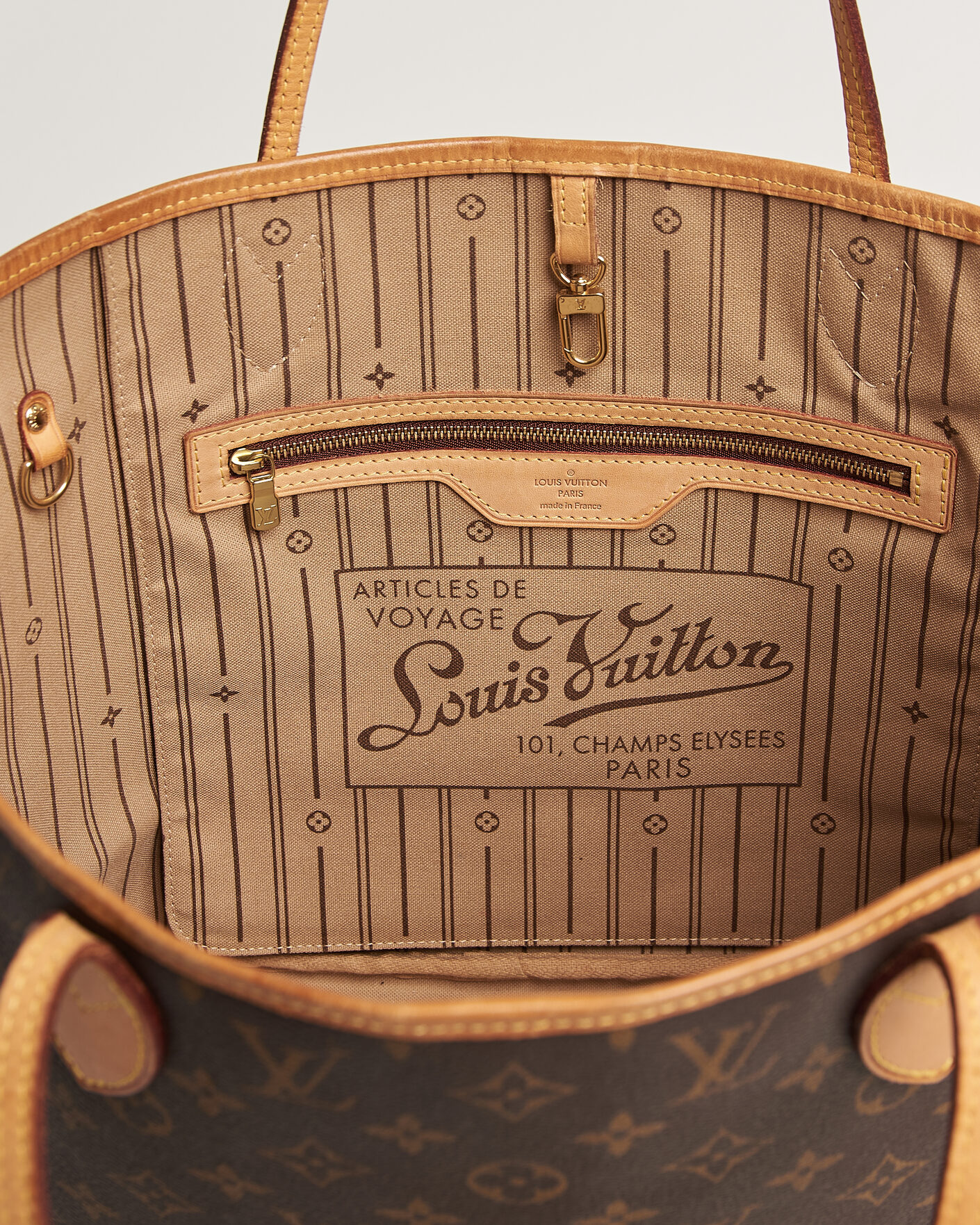 Uomini | Pre-Owned & Vintage Bags | Louis Vuitton Pre-Owned | Neverfull MM Monogram