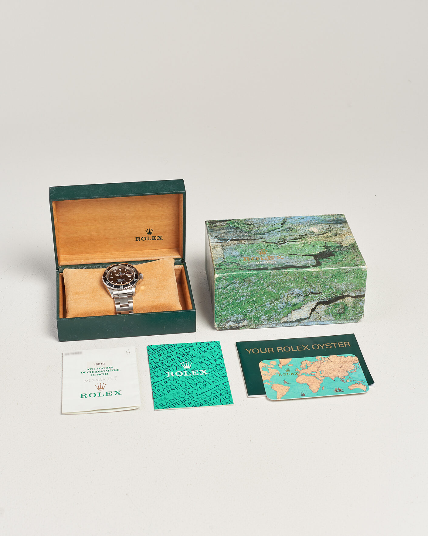 Uomini | Pre-Owned & Vintage Watches | Rolex Pre-Owned | Submariner Date