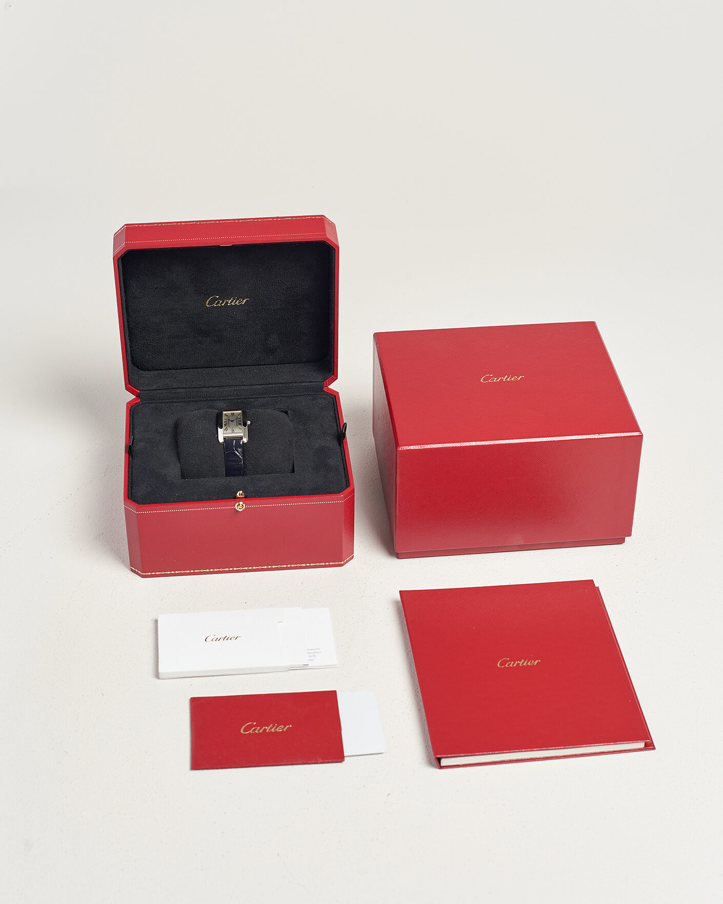 Uomini | Pre-Owned & Vintage Watches | Cartier Pre-Owned | Tank Americaine 