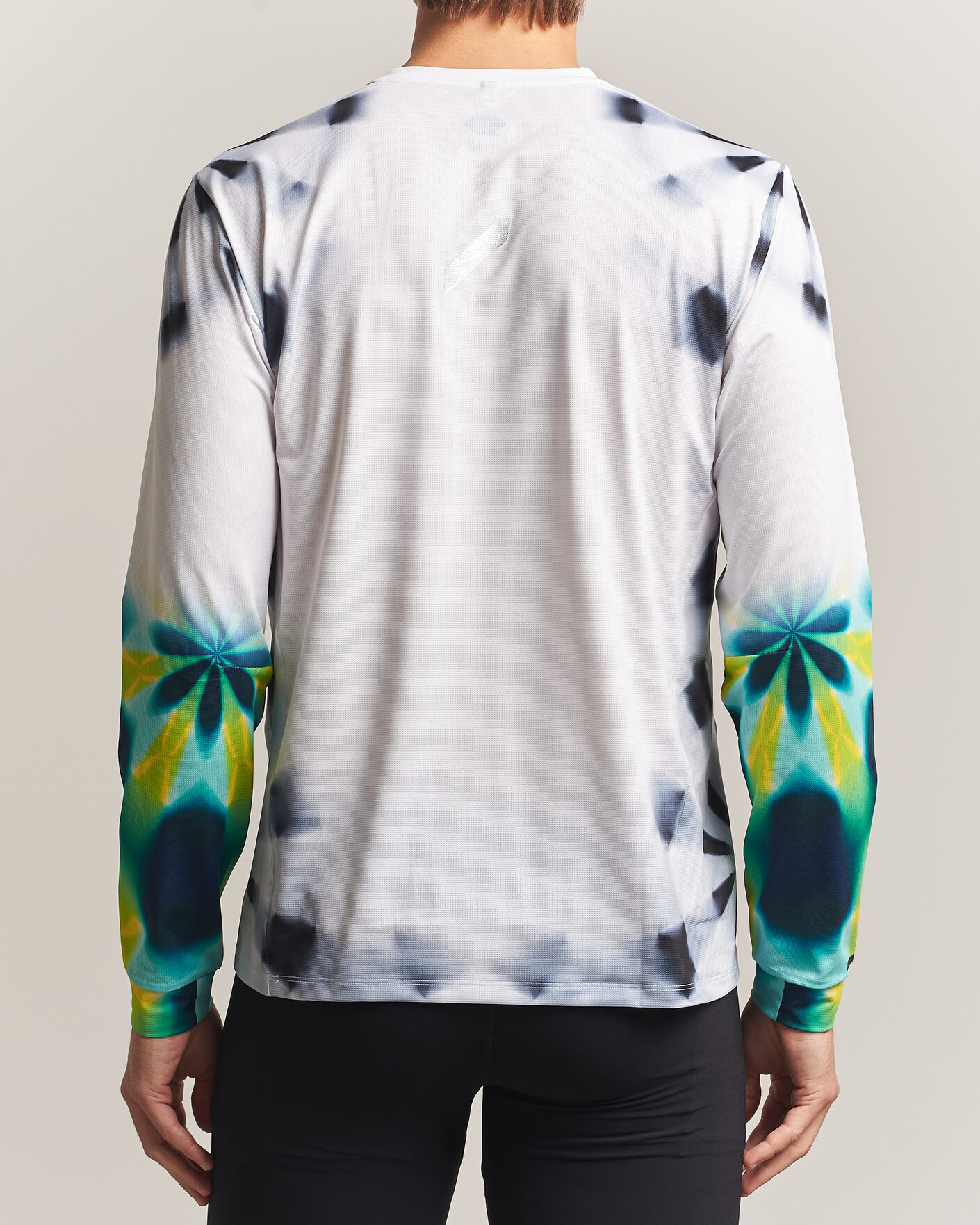 Uomini | T-shirt | SOAR Running | LS Printed Tech T-Shirt White/Grey