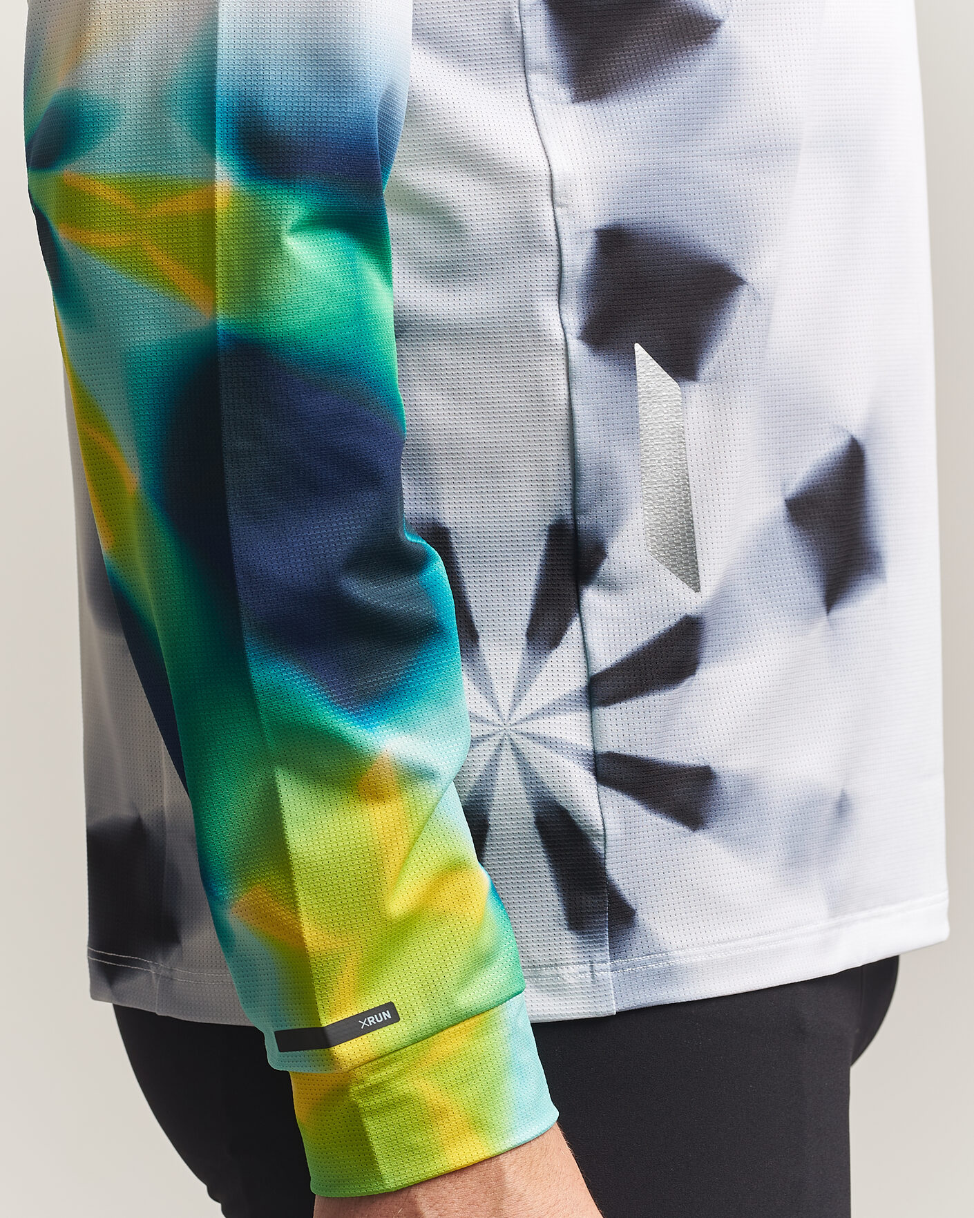 Uomini | T-shirt | SOAR Running | LS Printed Tech T-Shirt White/Grey