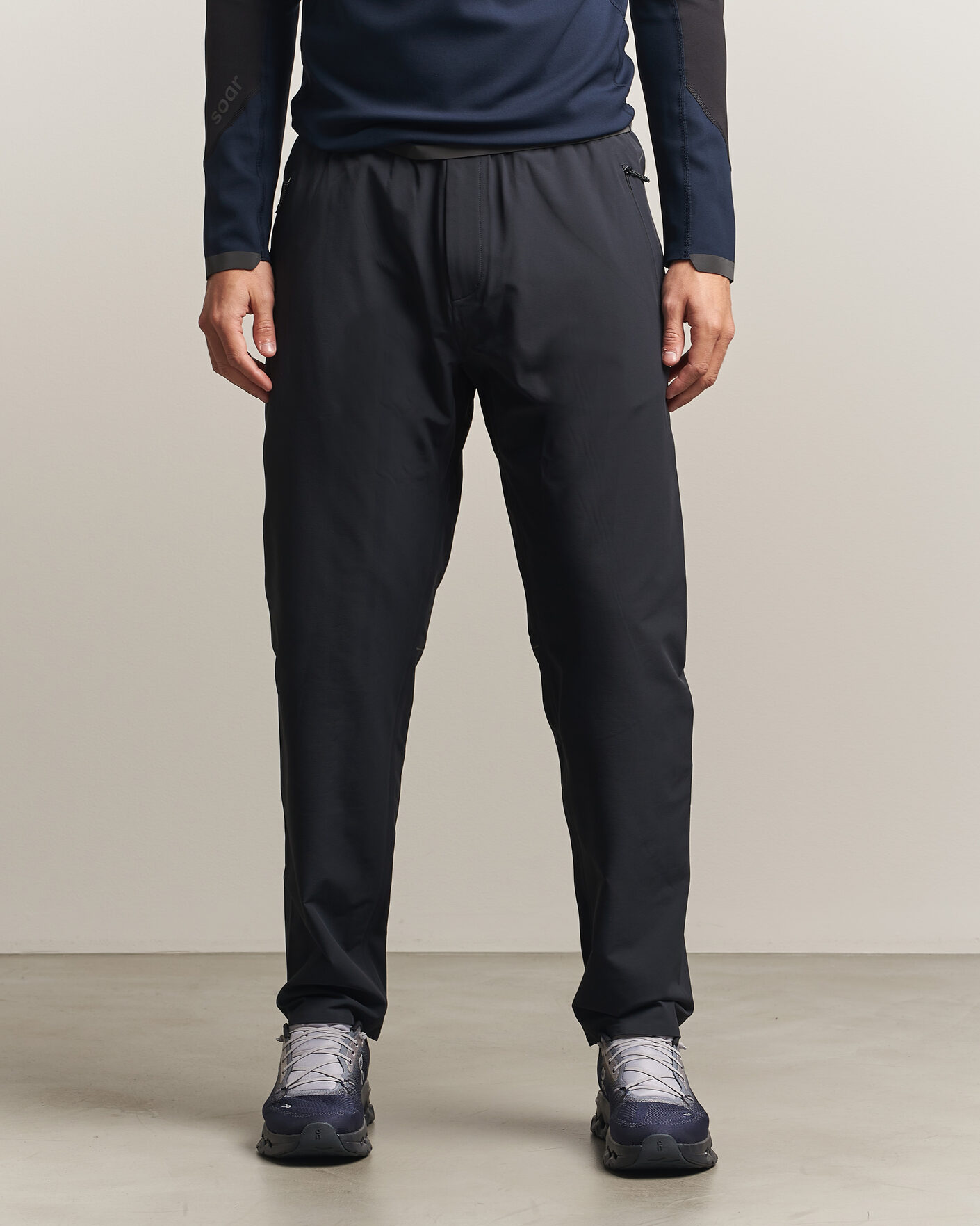 Uomini | Pantaloni | SOAR Running | Run Trousers Black