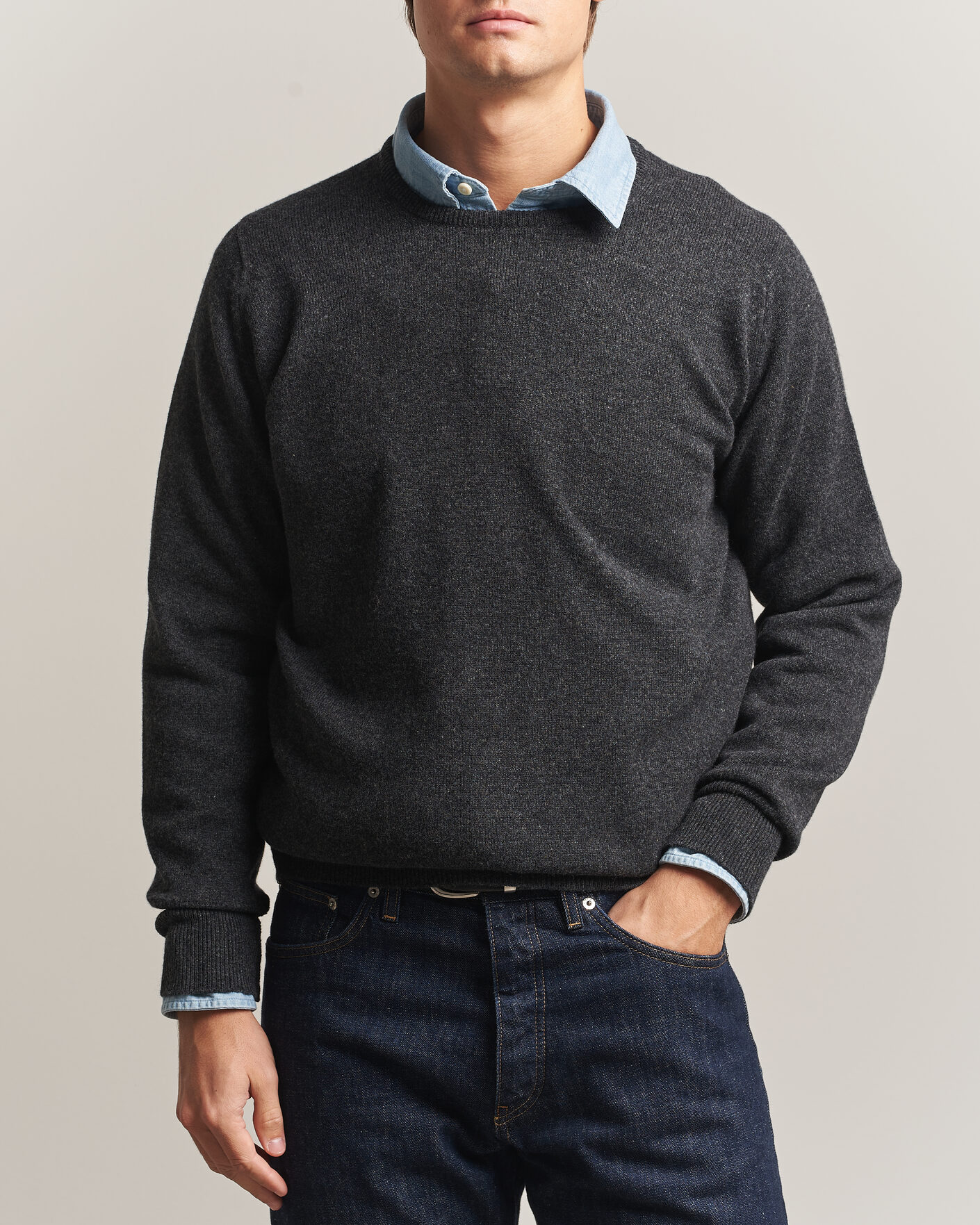 Uomini | Maglieria | William Lockie | Rob Lambswool Crewneck Charcoal