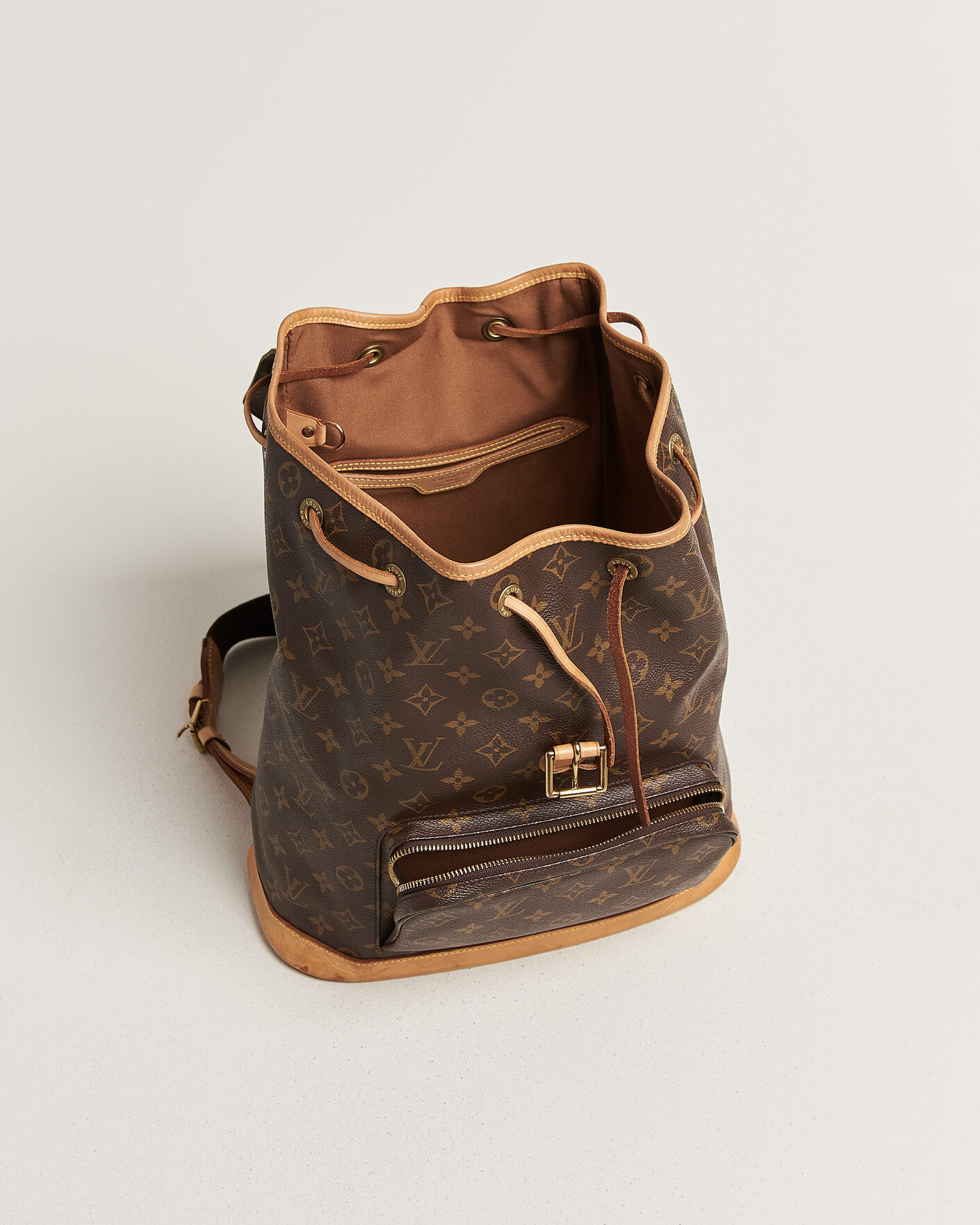 Uomini | Pre-Owned & Vintage Bags | Louis Vuitton Pre-Owned | Montsouris GM Backpack Monogram
