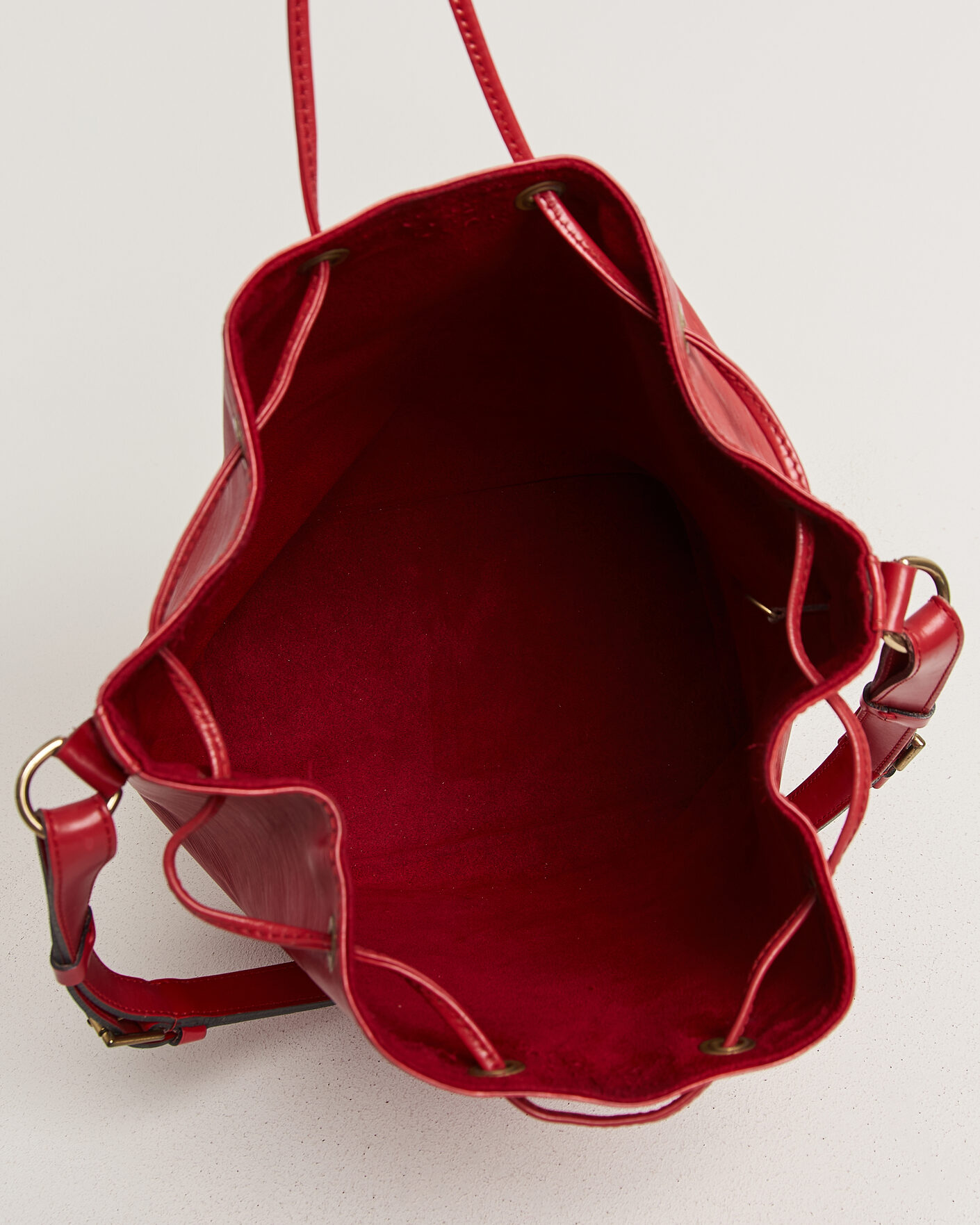Uomini | Pre-Owned & Vintage Bags | Louis Vuitton Pre-Owned | Noé Epi Leather Red