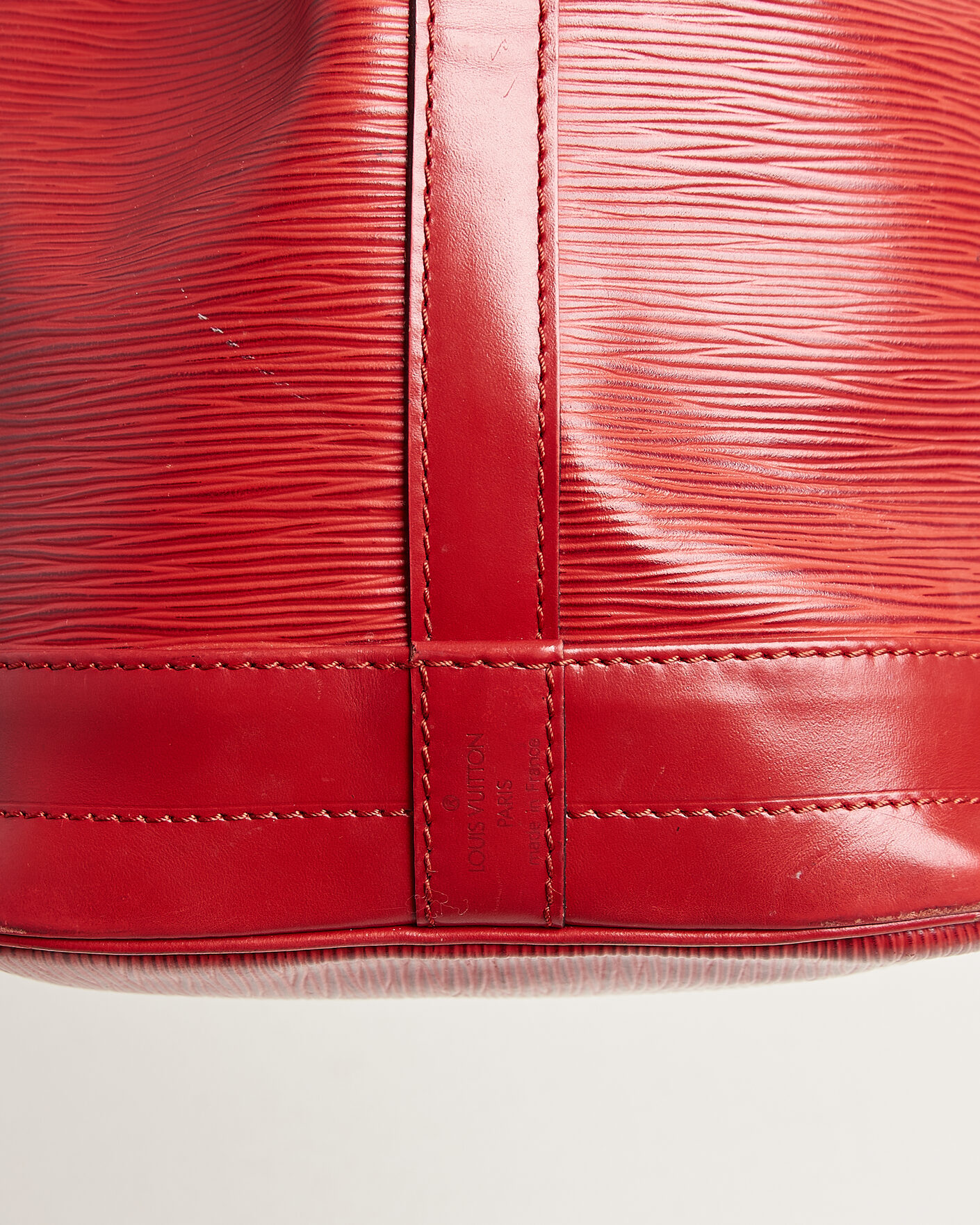 Uomini | Pre-Owned & Vintage Bags | Louis Vuitton Pre-Owned | Noé Epi Leather Red
