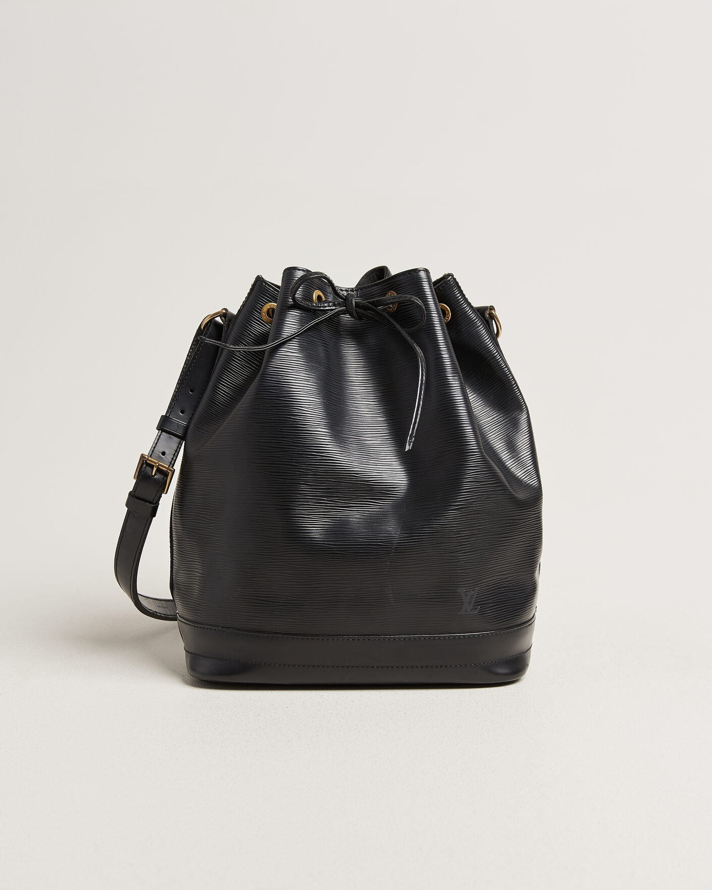 Uomini | Pre-Owned & Vintage Bags | Louis Vuitton Pre-Owned | Noé Epi Leather Black