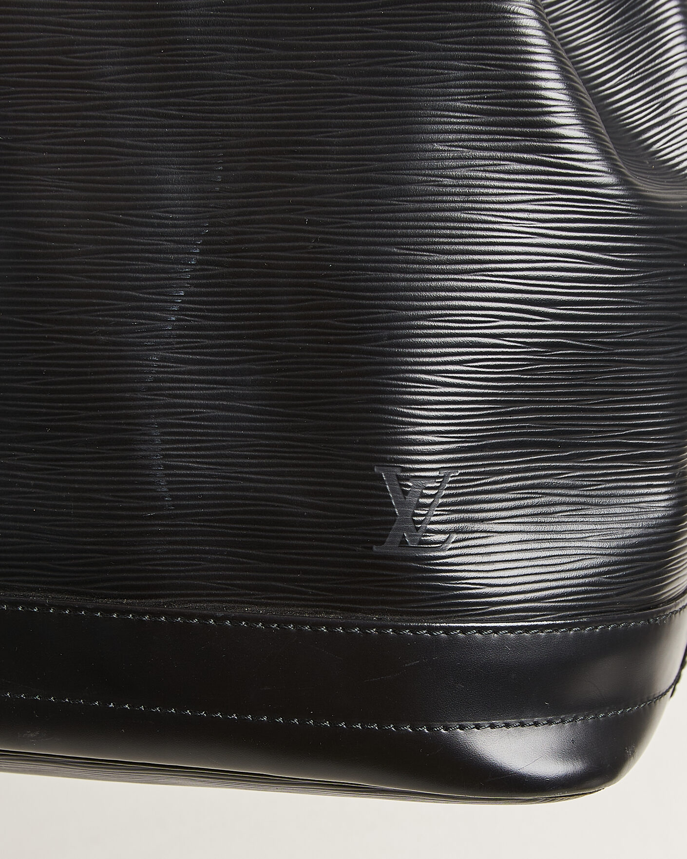 Uomini | Pre-Owned & Vintage Bags | Louis Vuitton Pre-Owned | Noé Epi Leather Black