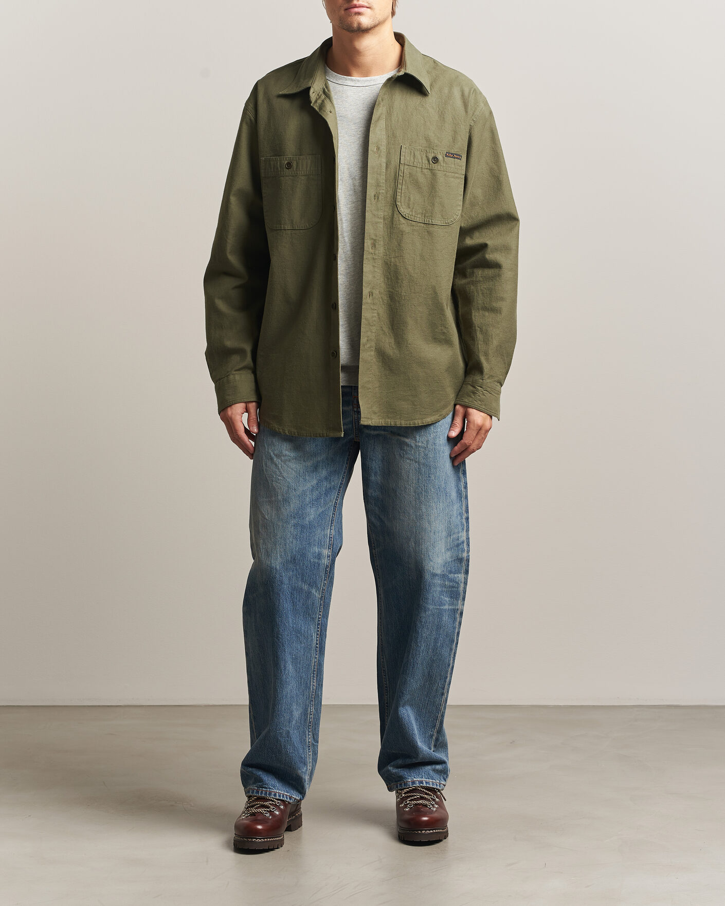 Uomini | Camicie | Nudie Jeans | Julian Worker Shirt Olive Green