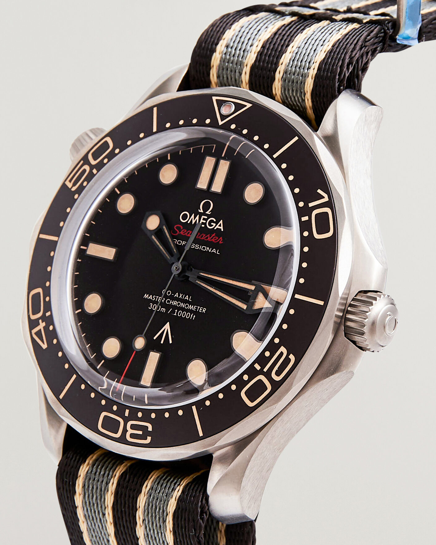 Uomini | Pre-Owned & Vintage Watches | Omega Pre-Owned | Seamaster Diver 300 M 007 Edition 