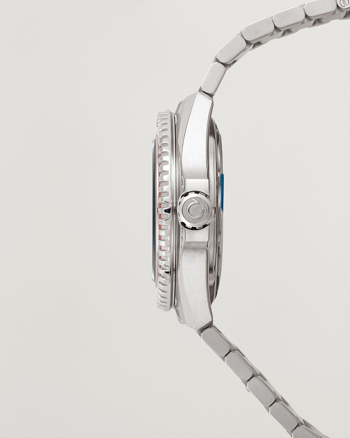Uomini | Pre-Owned & Vintage Watches | Omega Pre-Owned | Seamaster Planet Ocean