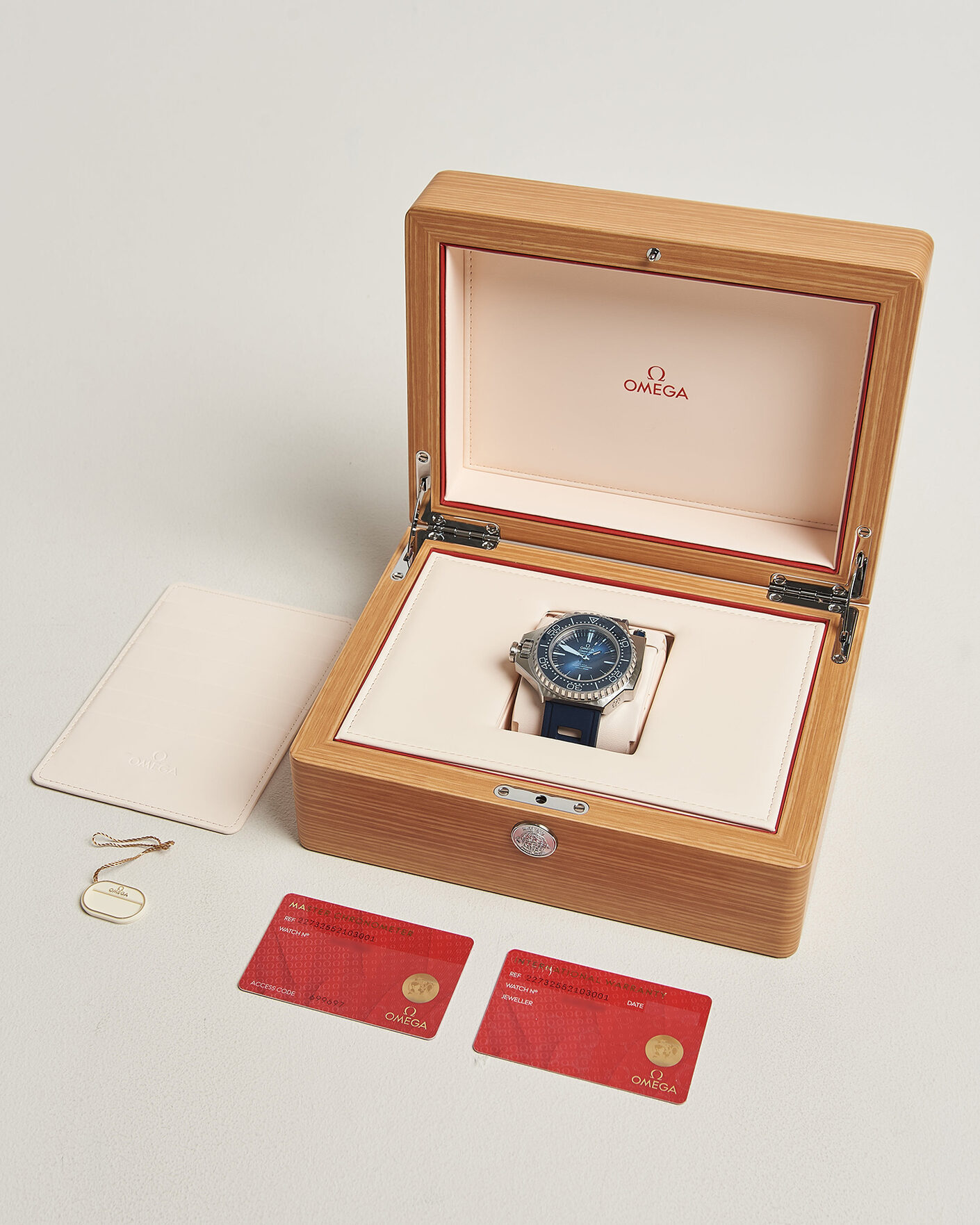 Uomini | Pre-Owned & Vintage Watches | Omega Pre-Owned | Seamaster Ploprof 1200M Heritage