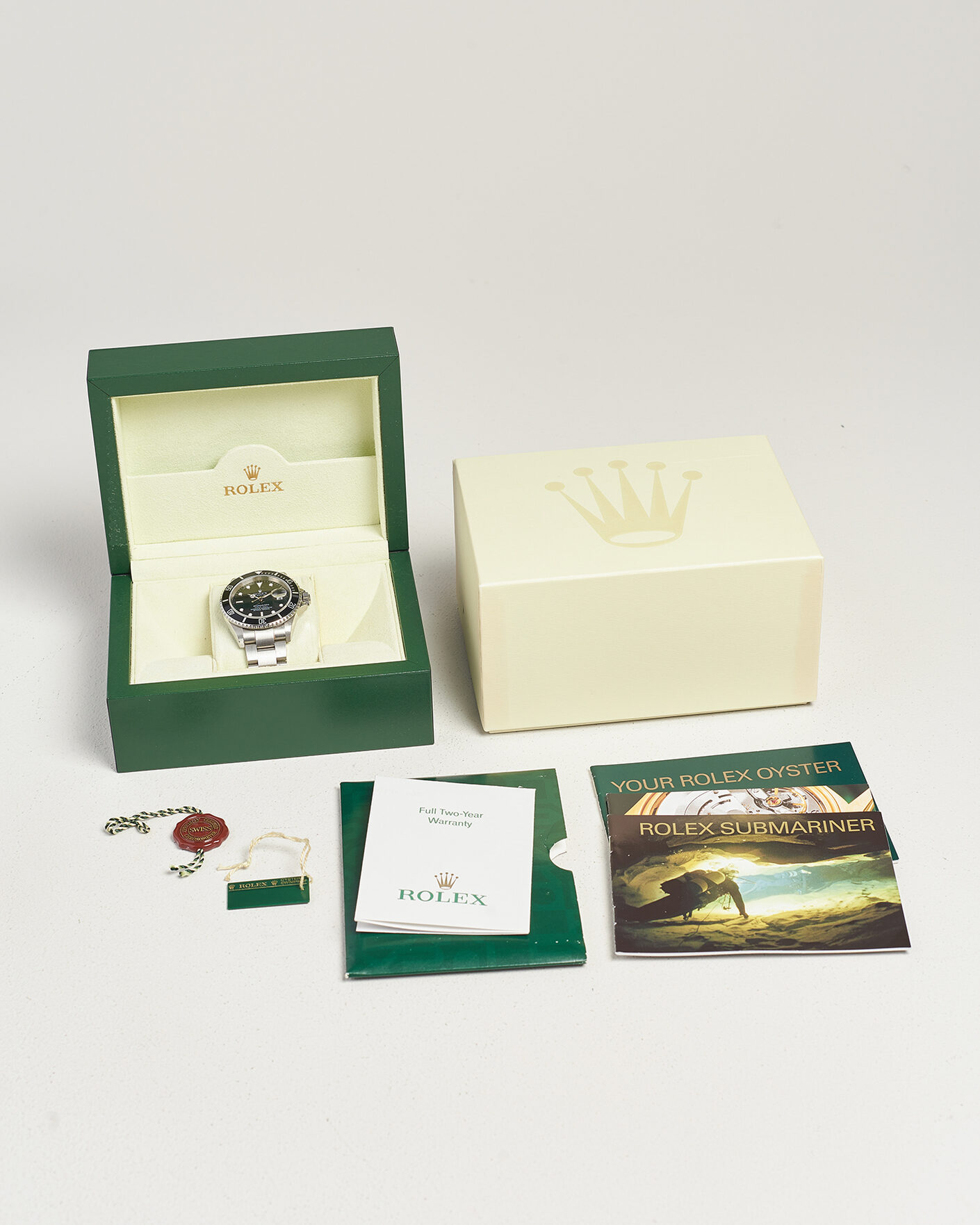 Uomini | Pre-Owned & Vintage Watches | Rolex Pre-Owned | Submariner Date 