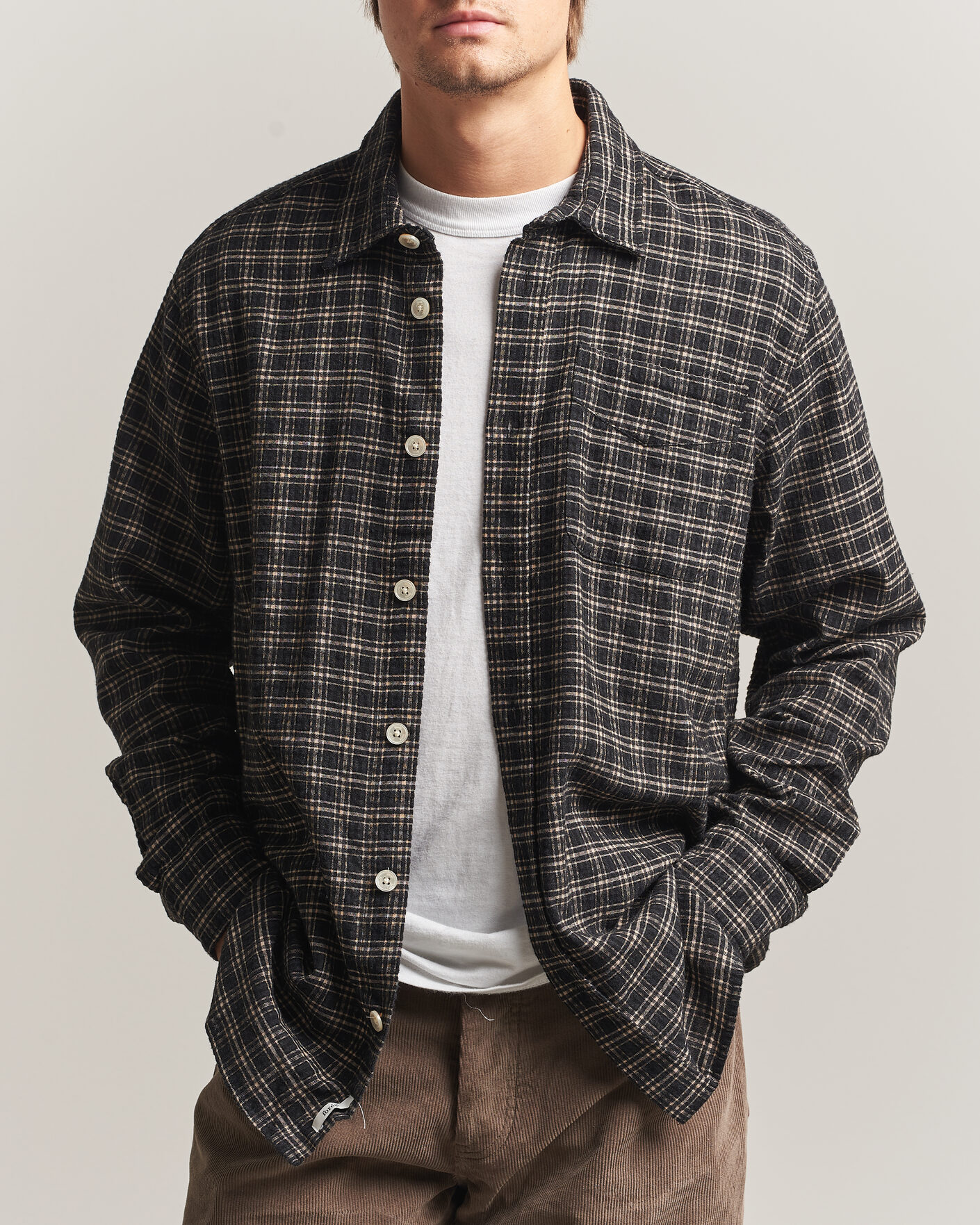Uomini | Camicie | Forét | Form Regular Fit Italian Check Shirt Black