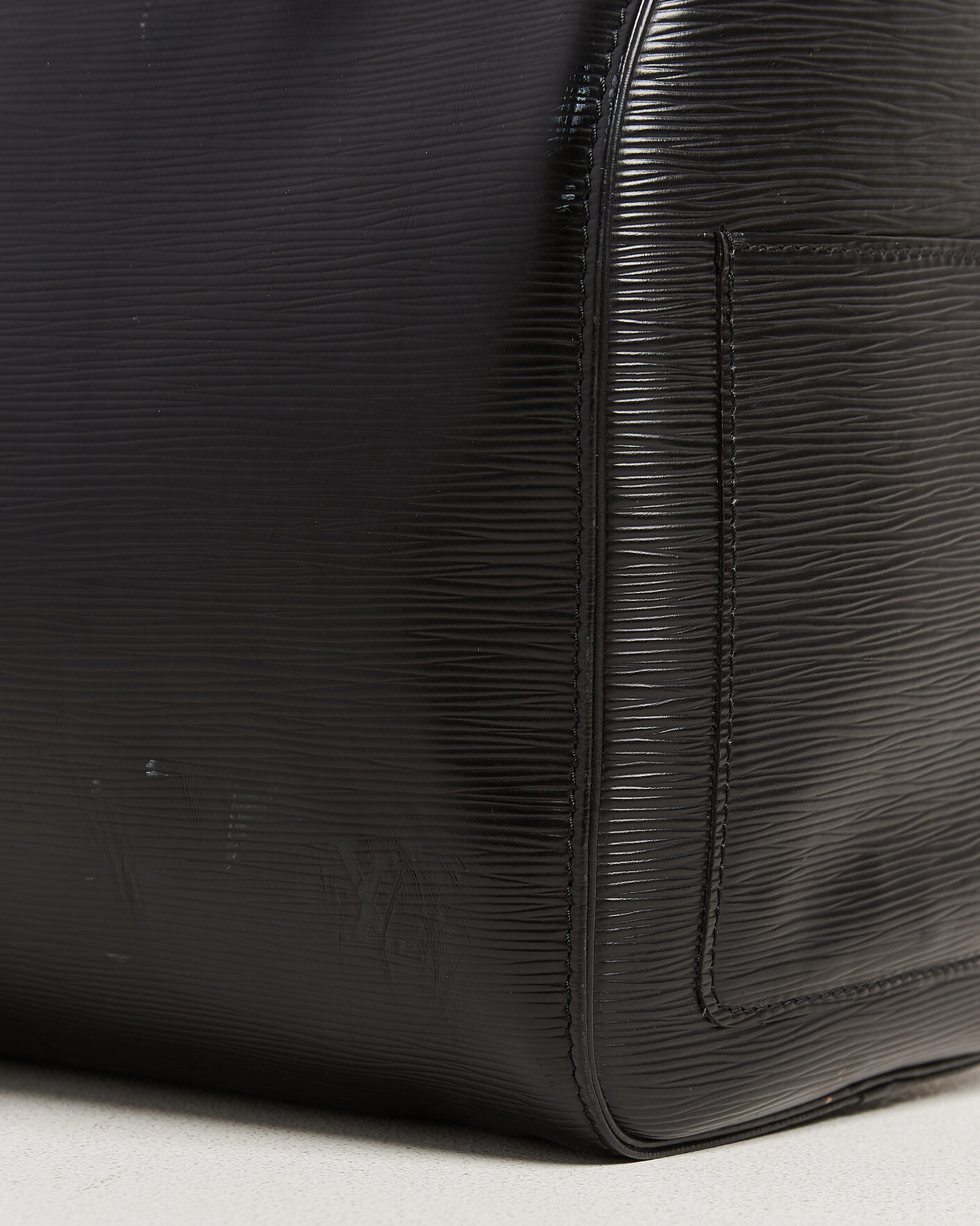 Uomini | Pre-Owned & Vintage Bags | Louis Vuitton Pre-Owned | Keepall Epi Leather 50 Black