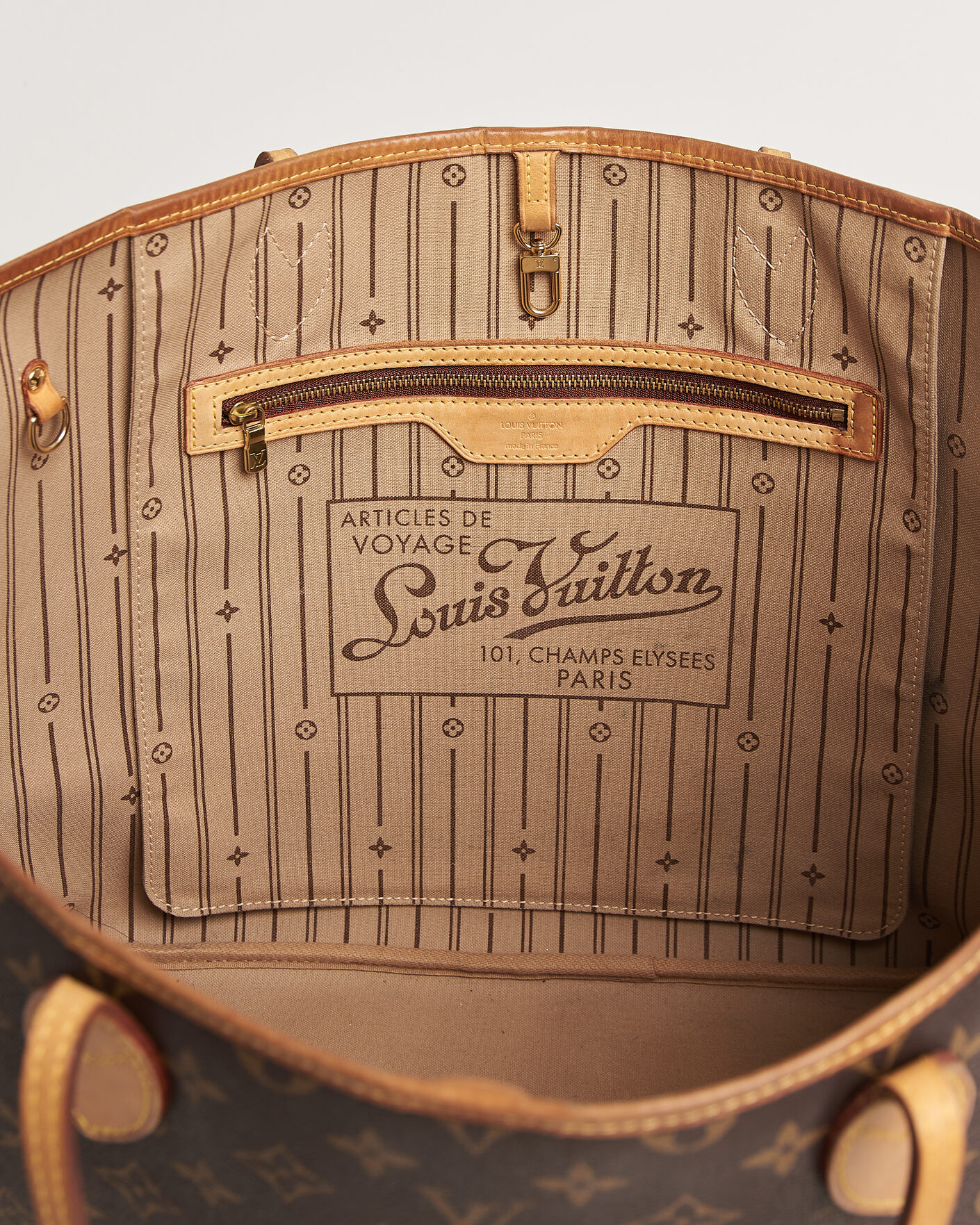 Uomini | Pre-Owned & Vintage Bags | Louis Vuitton Pre-Owned | Neverfull GM Monogram
