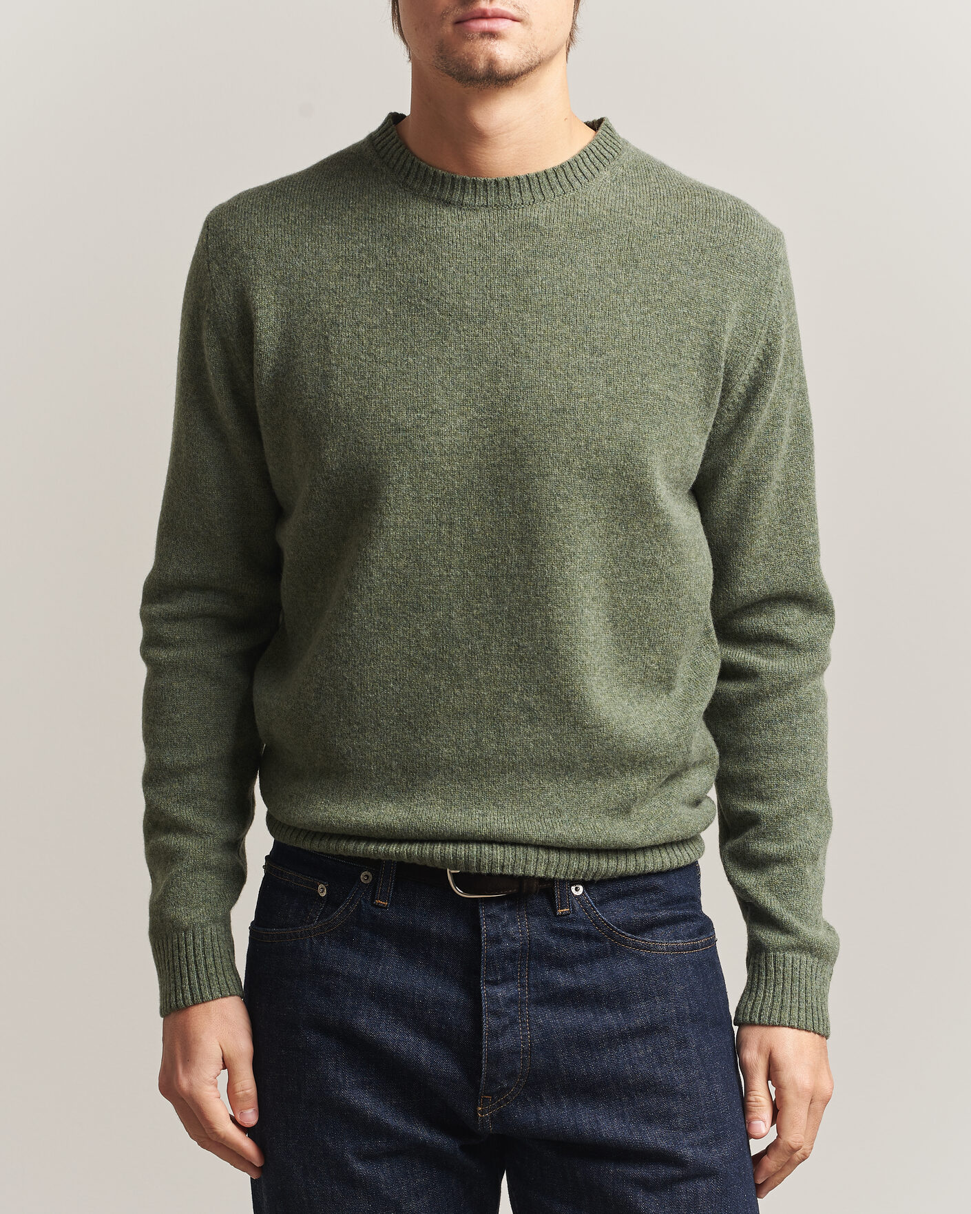 Uomini | Maglieria | Stenströms | Knitted Lambswool Crew Neck Light Army Green Melange