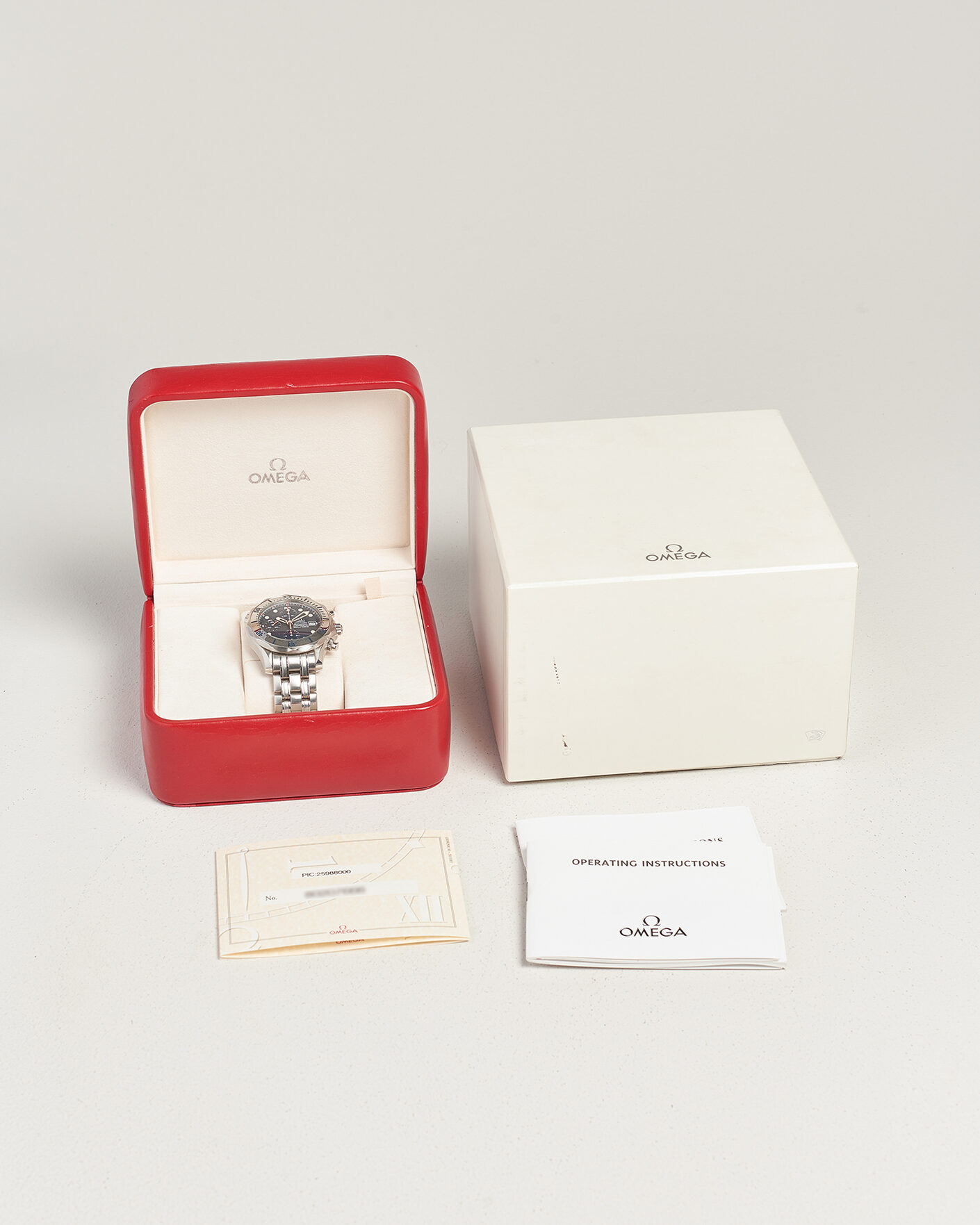 Uomini | Pre-Owned & Vintage Watches | Omega Pre-Owned | Seamaster 300M Chrono